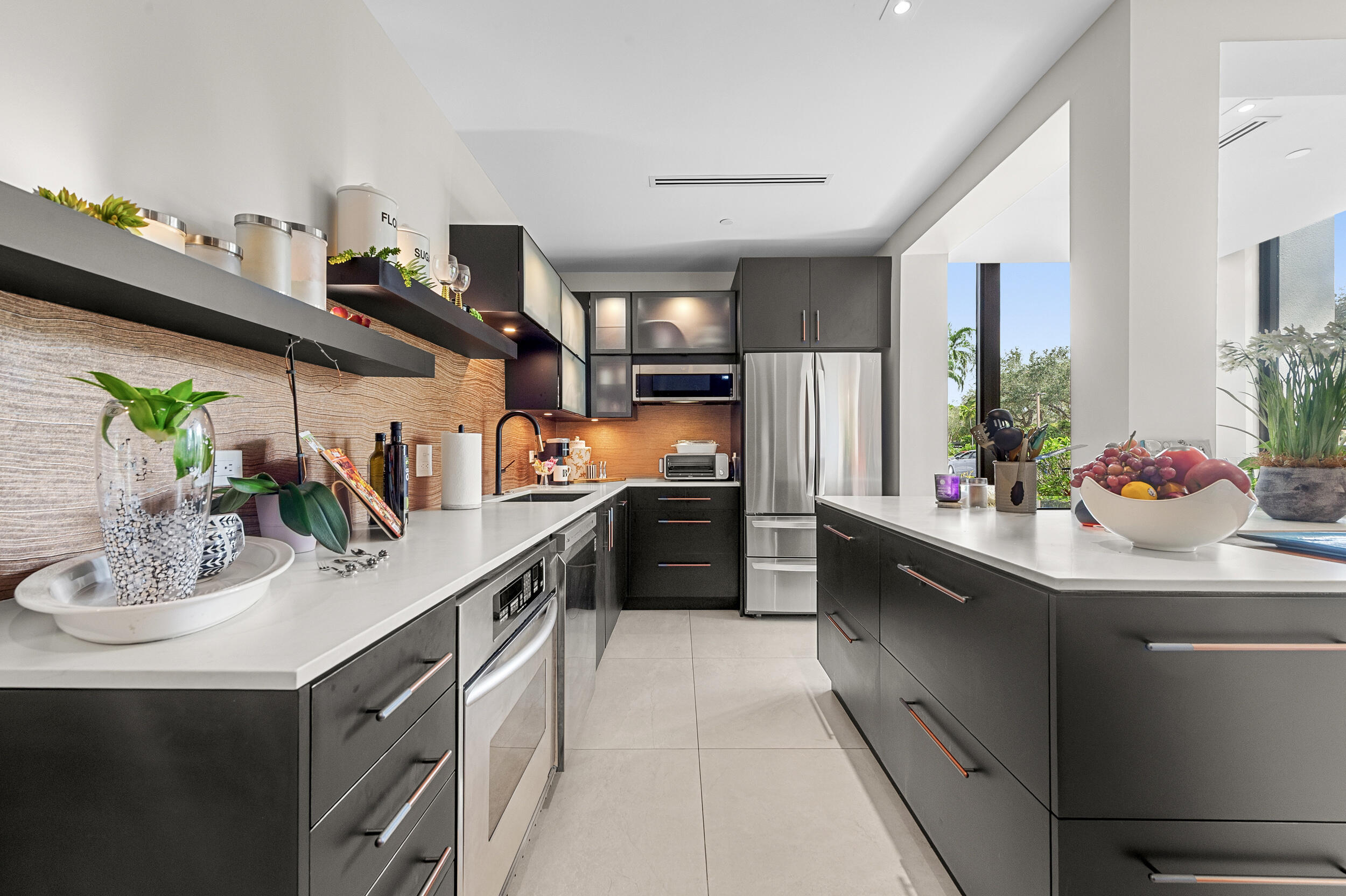 7819 Lakeside #814, Boca Raton FL 33434