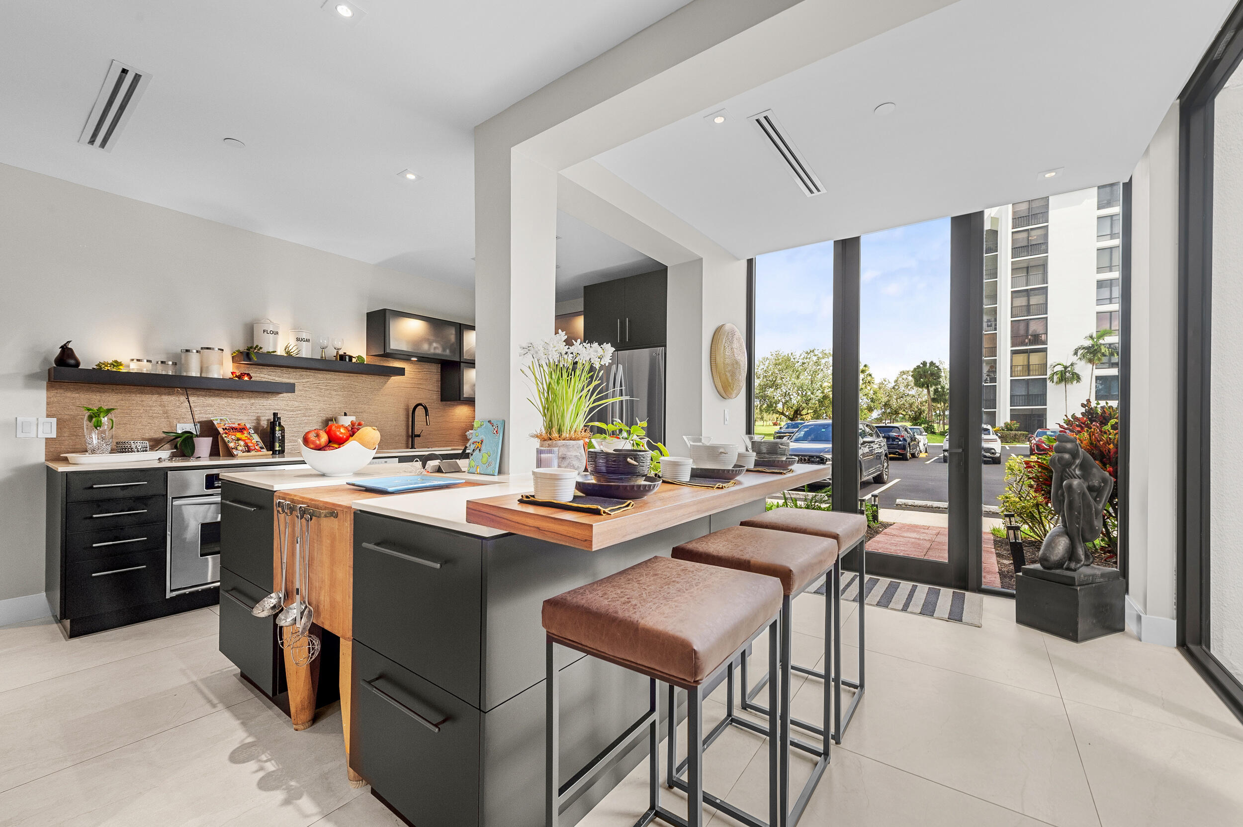 7819 Lakeside #814, Boca Raton FL 33434
