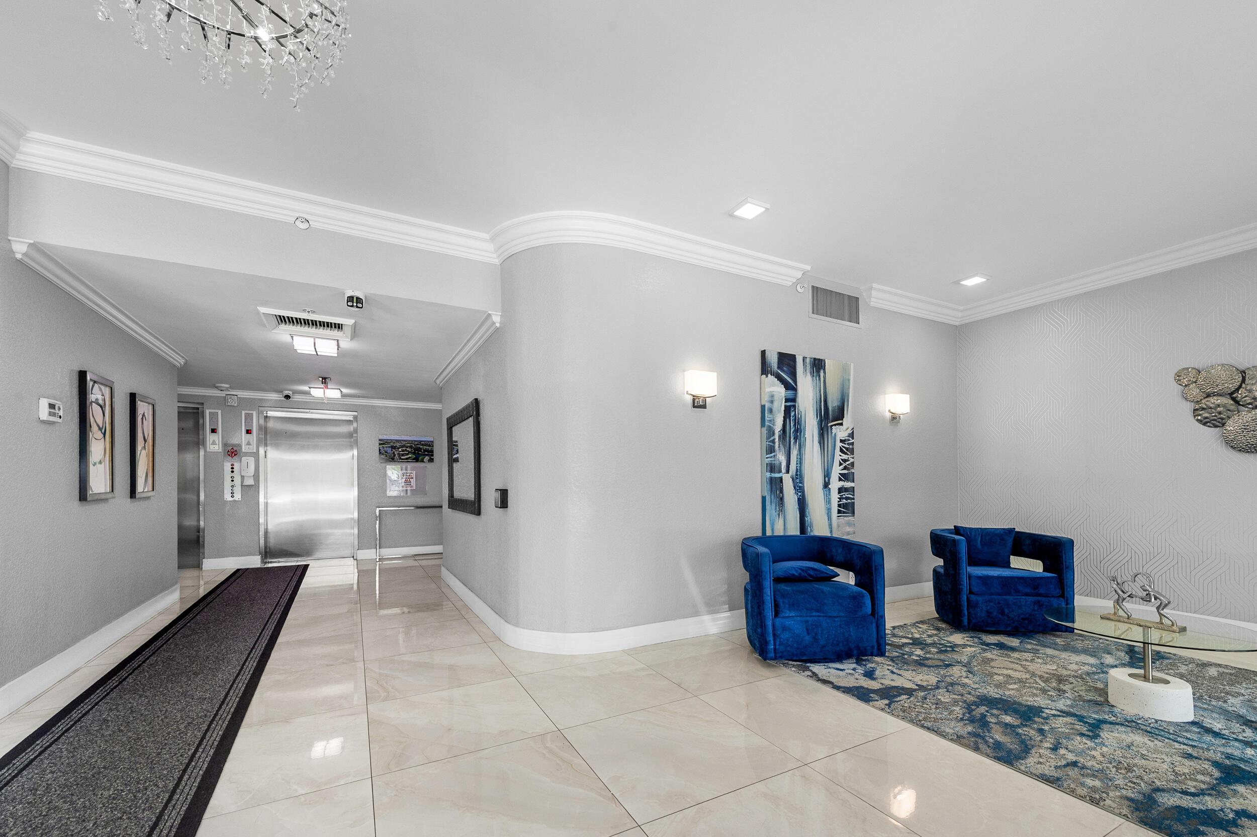 7819 Lakeside #814, Boca Raton FL 33434