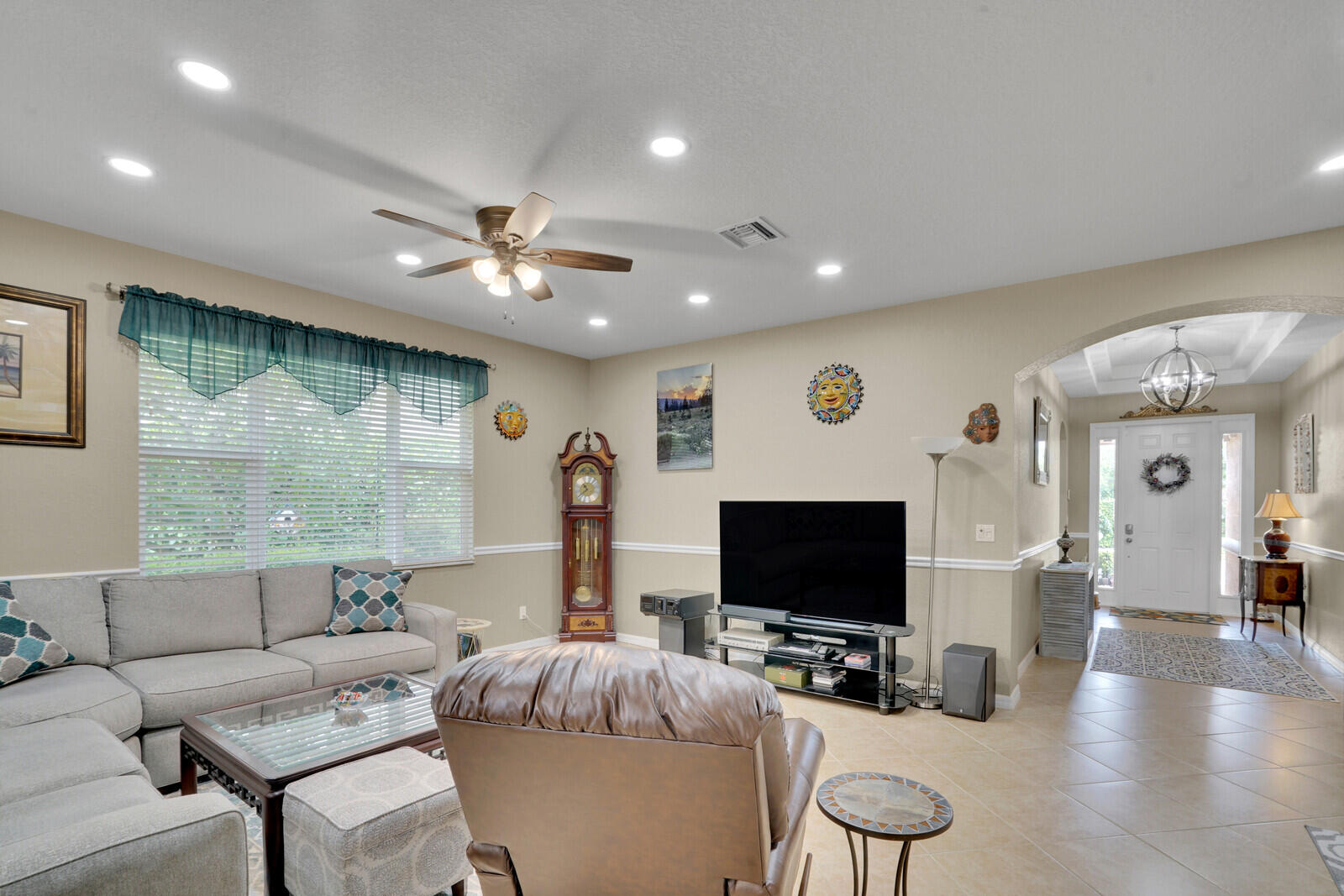 212 Behring, Jupiter FL 33458