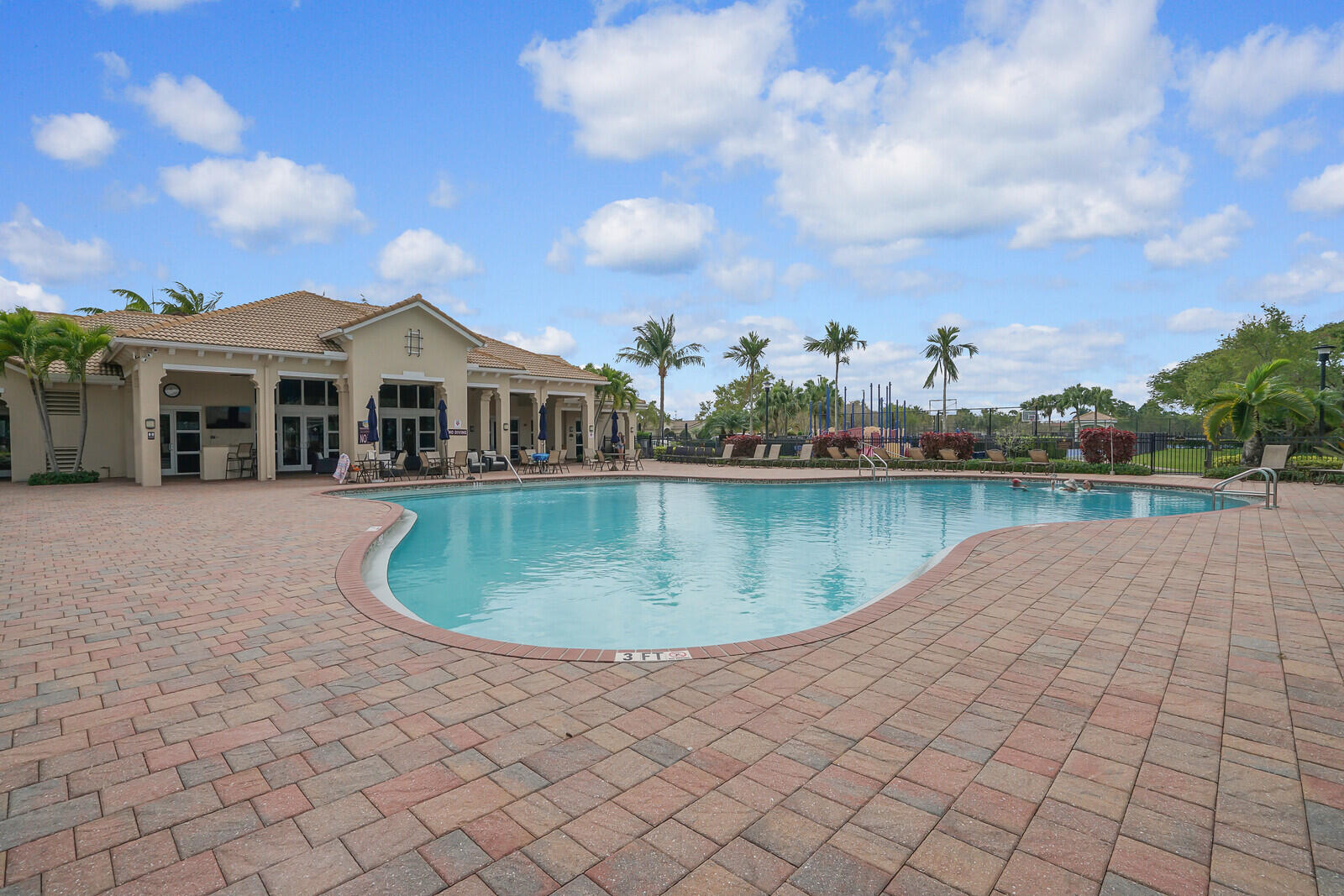 212 Behring, Jupiter FL 33458