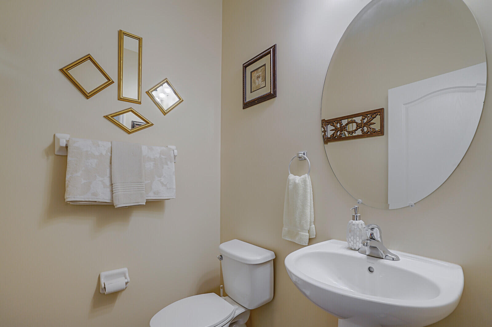 212 Behring, Jupiter FL 33458