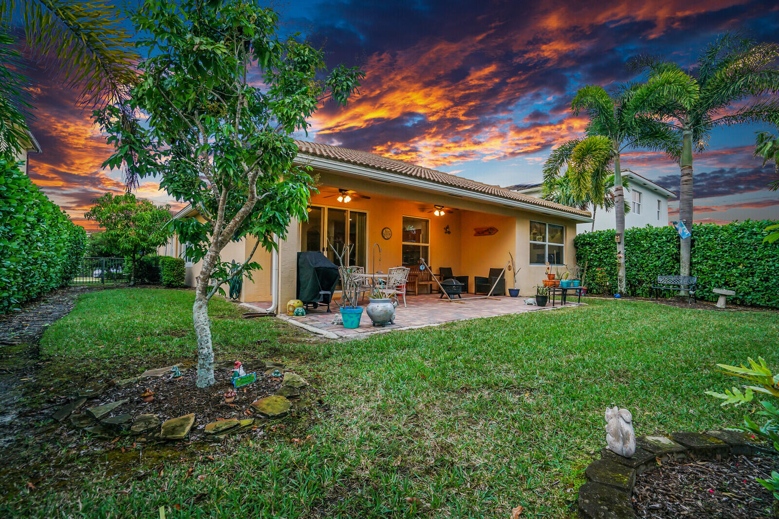 212 Behring, Jupiter FL 33458