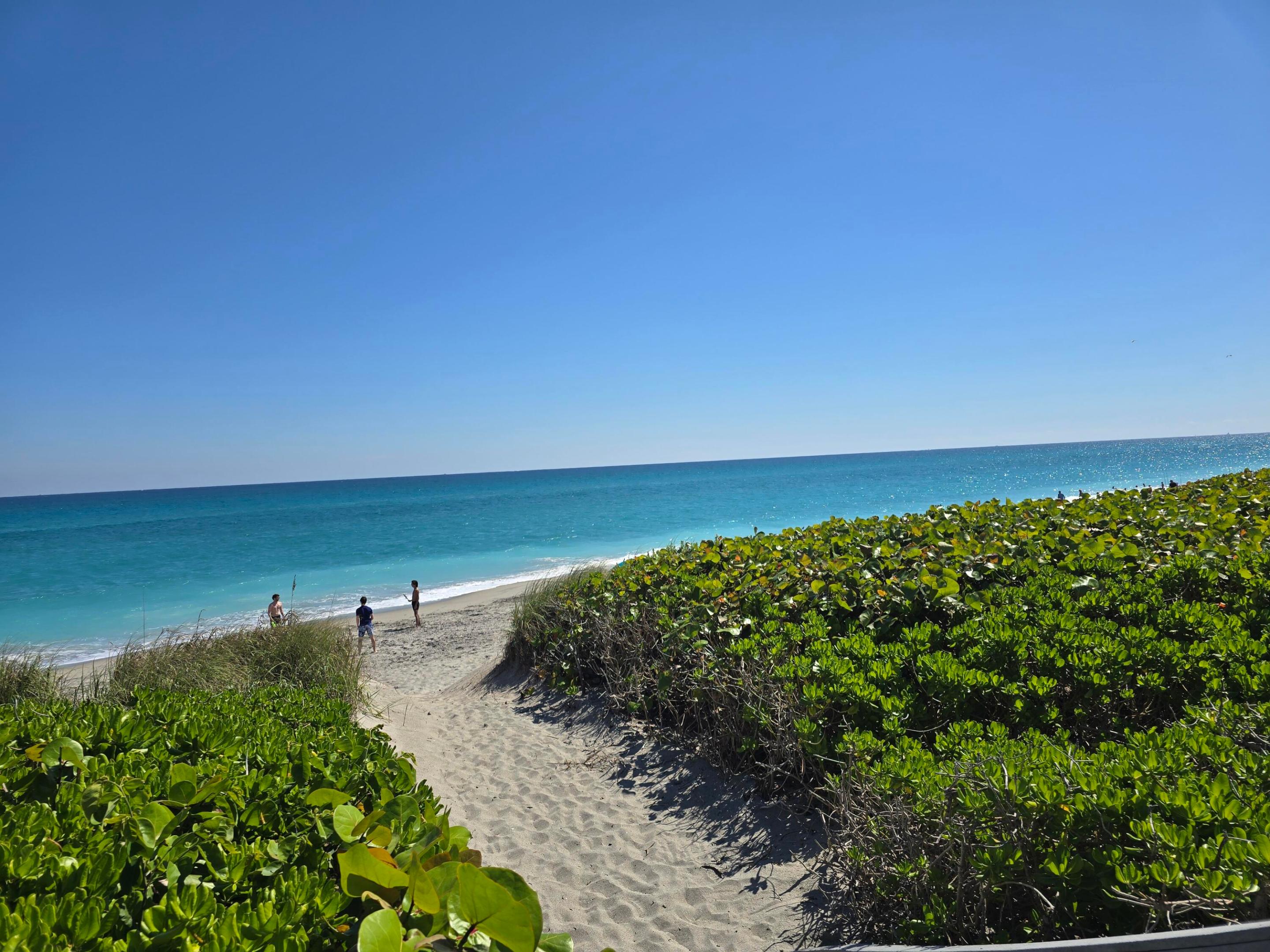420 Celestial #204, Juno Beach FL 33408