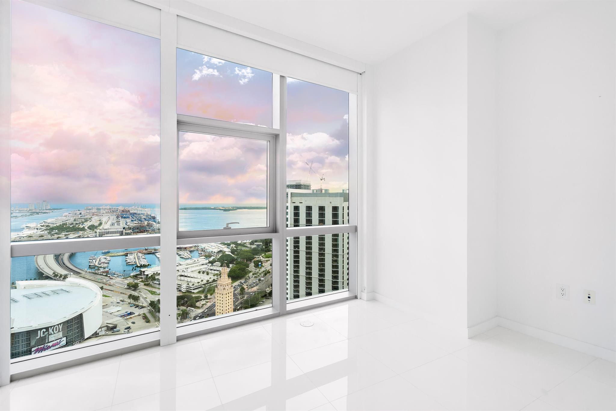 851 NE 1st Avenue #4111, Miami FL 33132