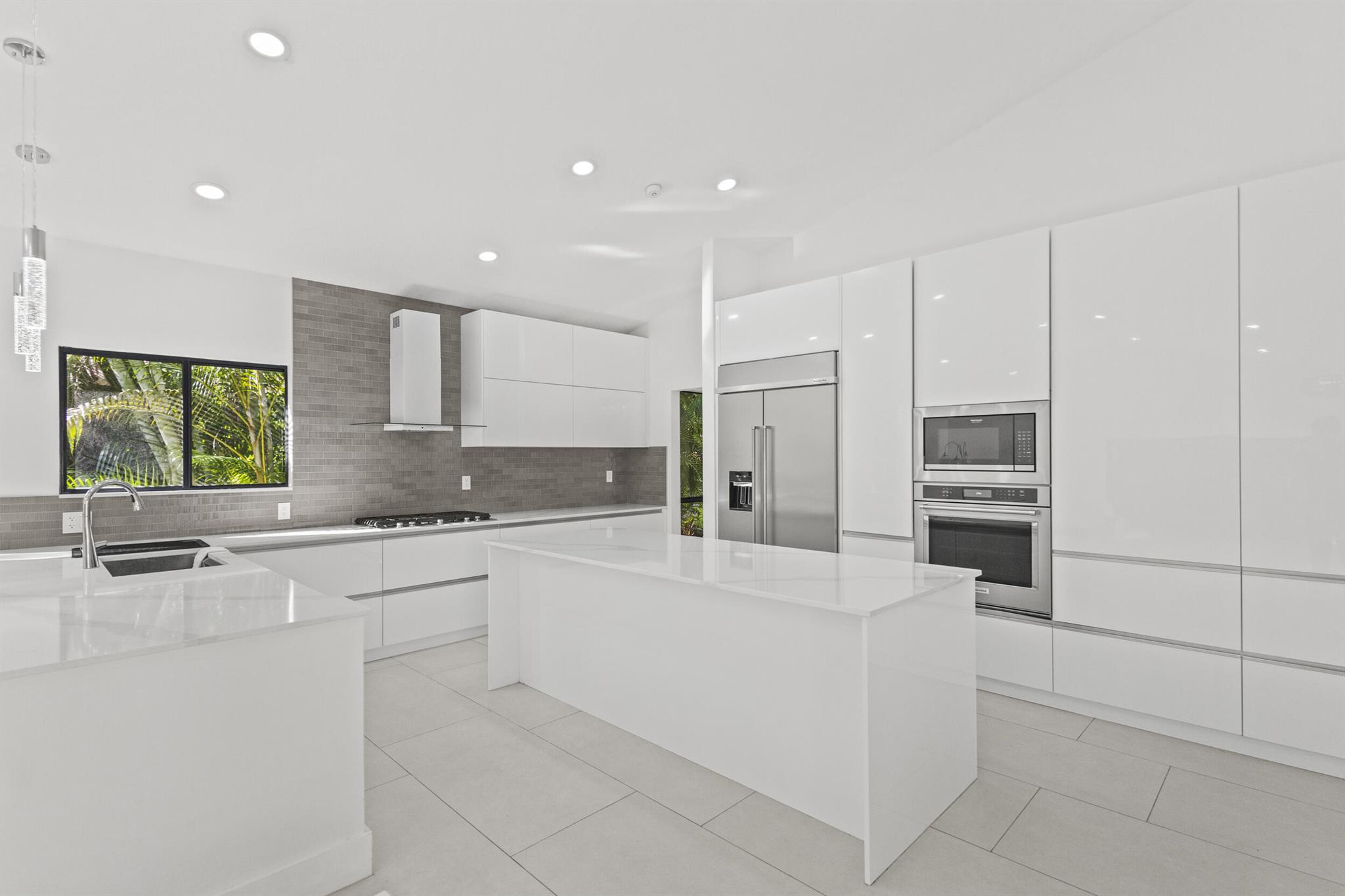 4798 NW 25th Way, Boca Raton FL 33434