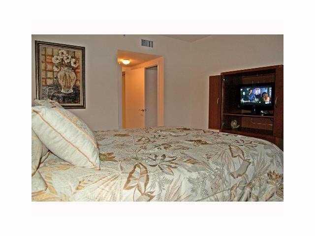 16699 Collins #1909, Sunny Isles Beach FL 33160