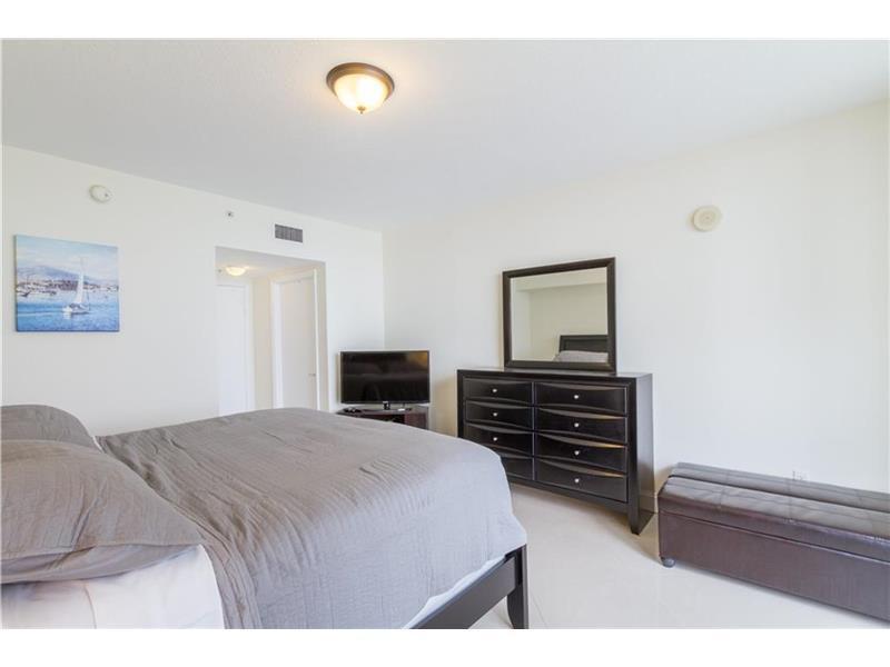 16699 Collins #1909, Sunny Isles Beach FL 33160