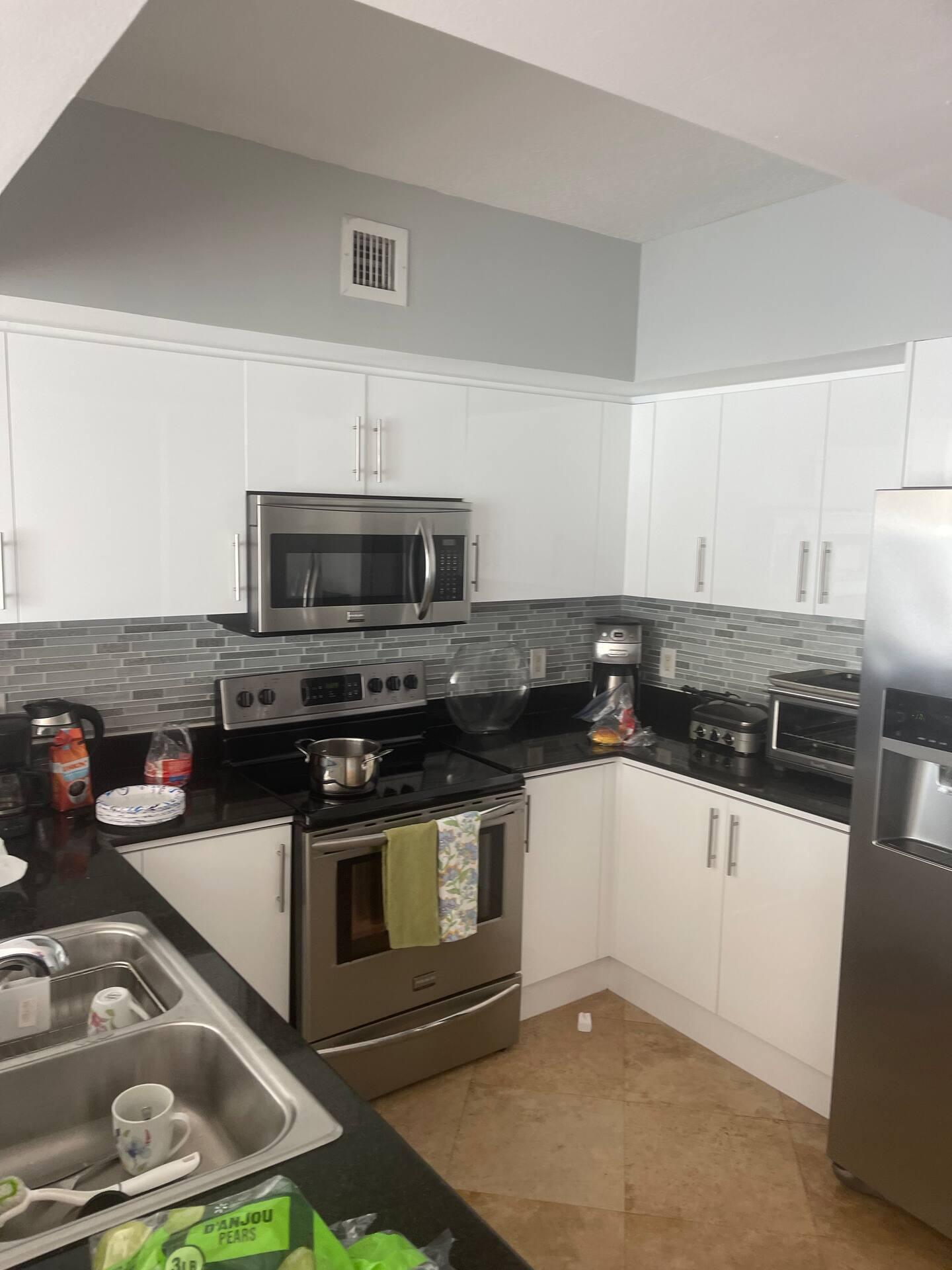 16699 Collins #1909, Sunny Isles Beach FL 33160