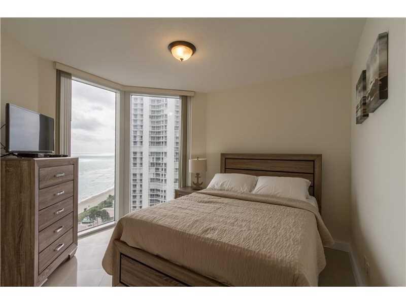 16699 Collins #1909, Sunny Isles Beach FL 33160
