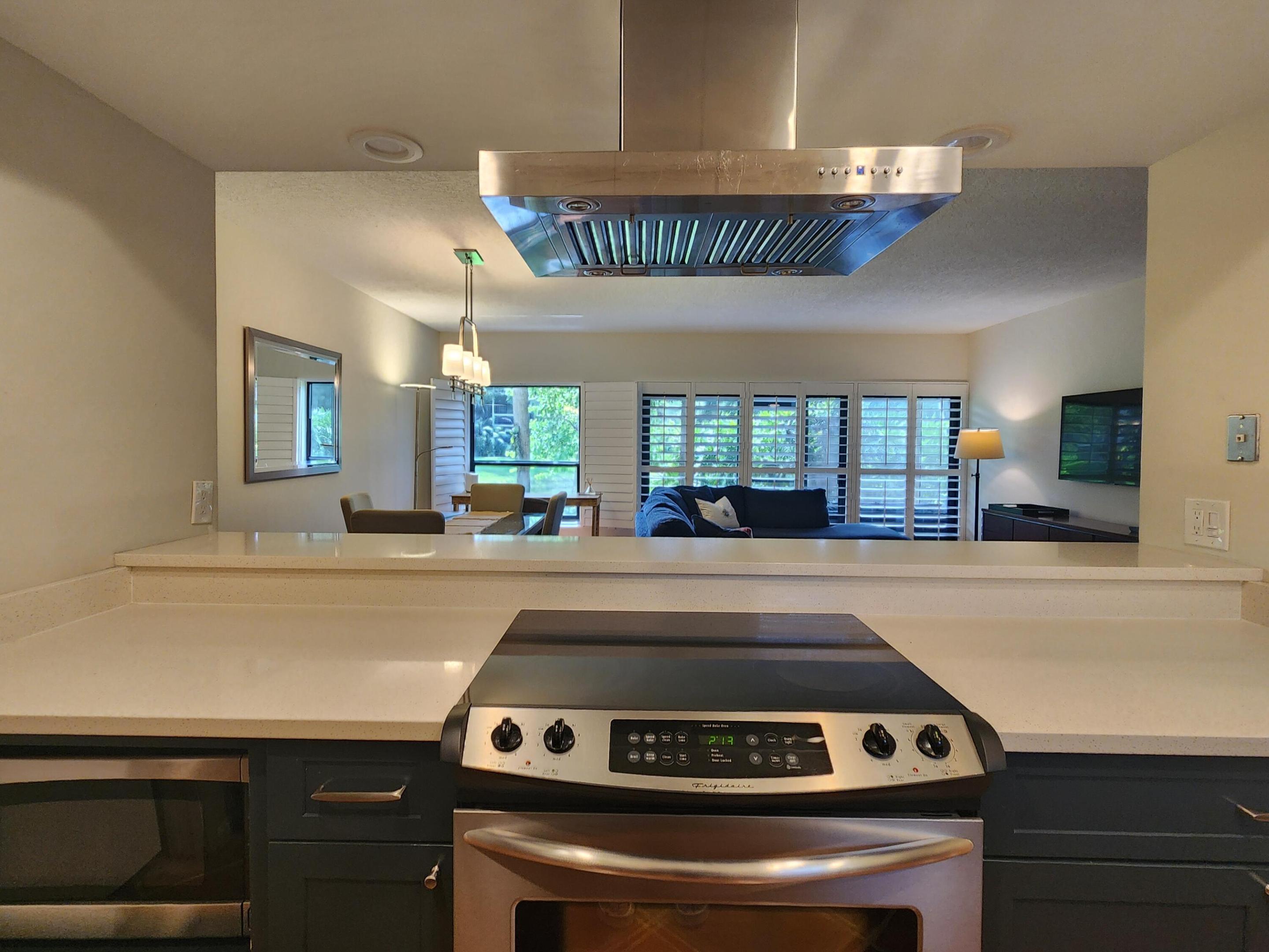 11863 Wimbledon #416, Wellington FL 33414