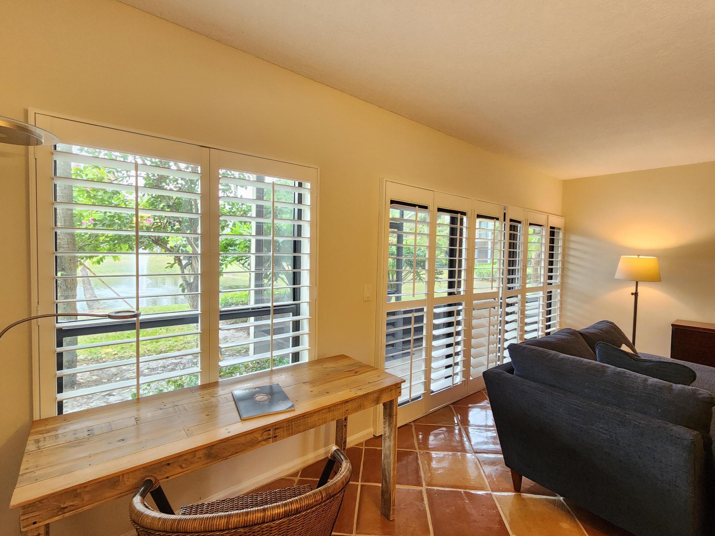 11863 Wimbledon #416, Wellington FL 33414
