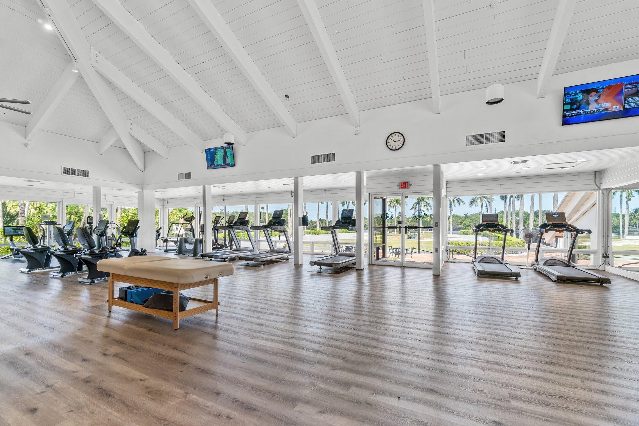 11863 Wimbledon #416, Wellington FL 33414