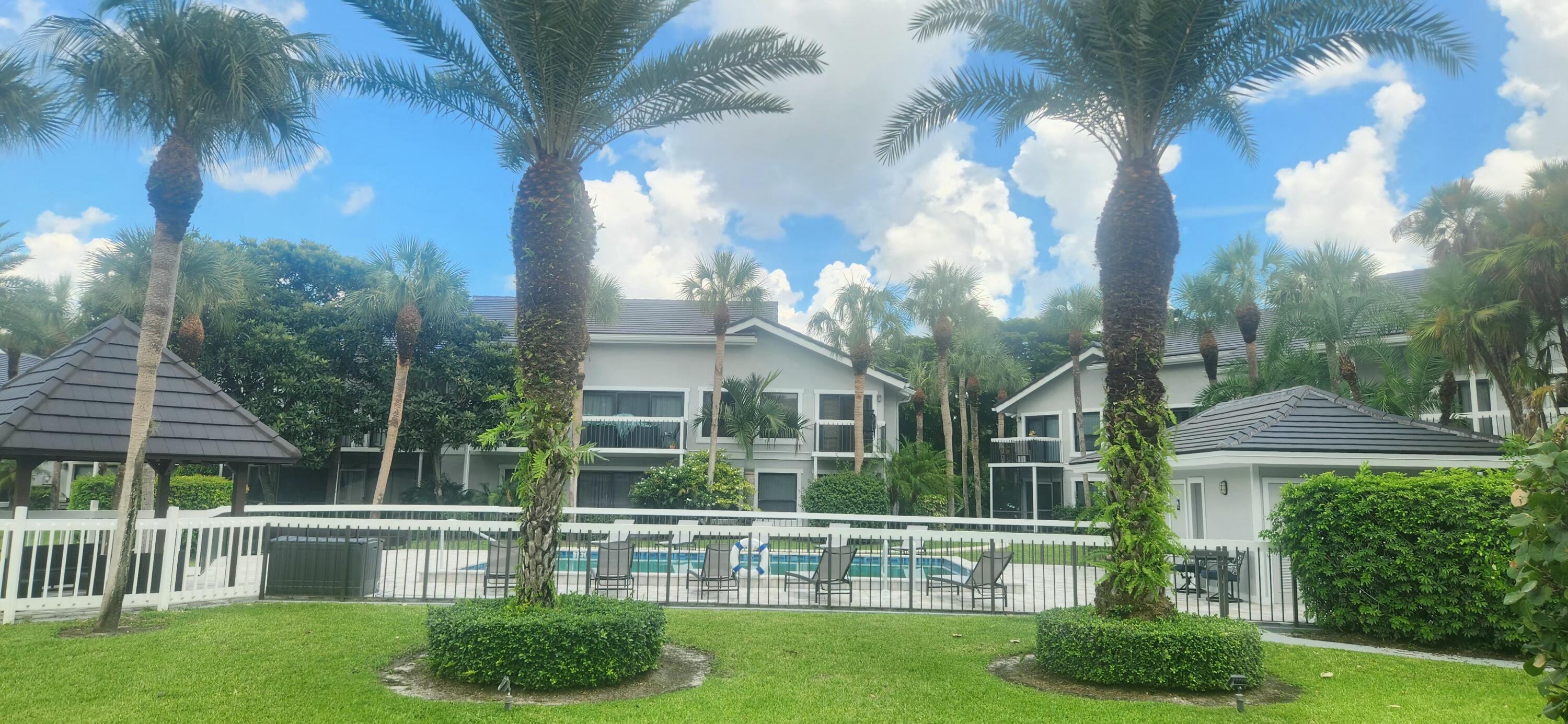 11863 Wimbledon #416, Wellington FL 33414