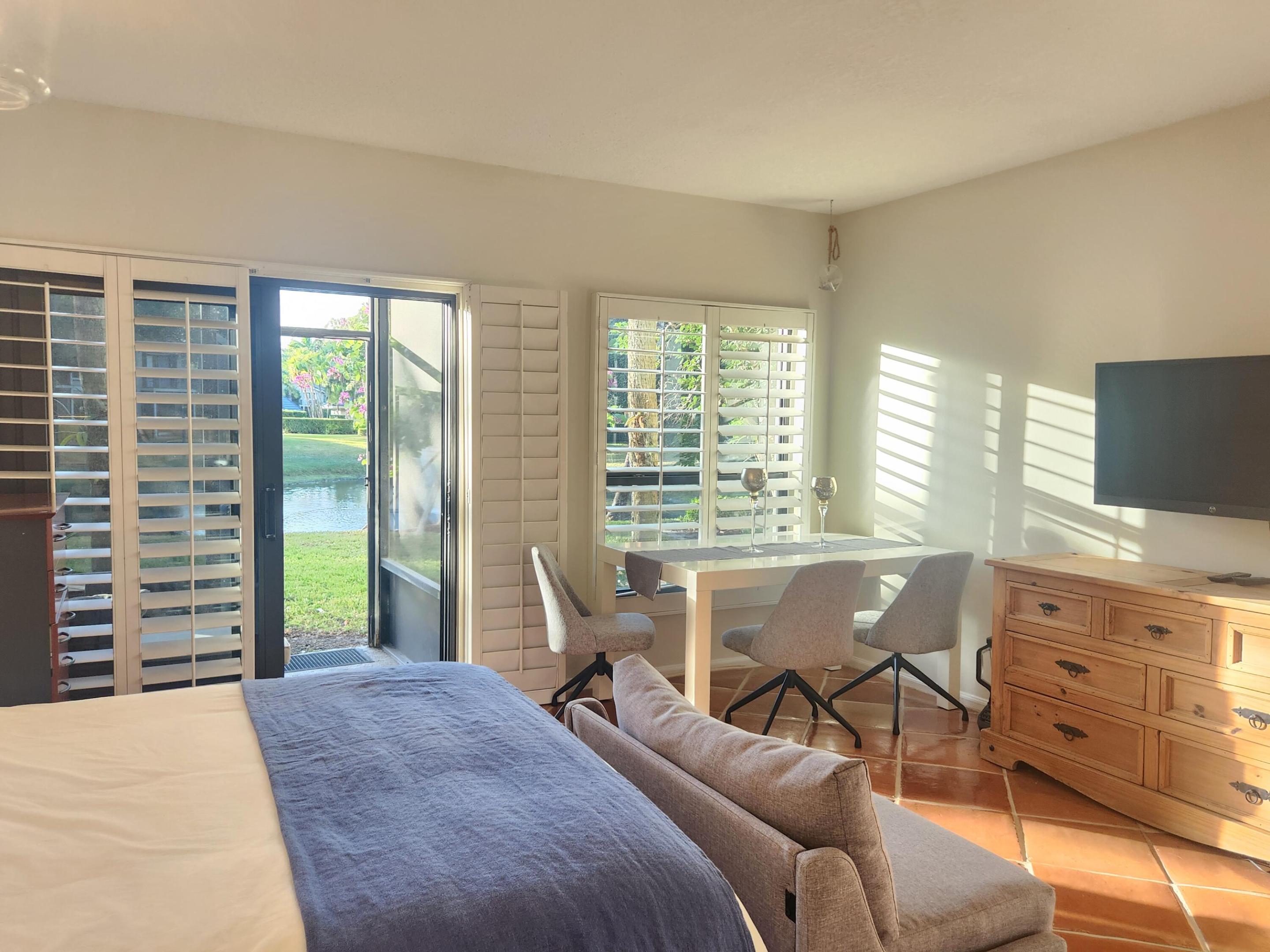 11863 Wimbledon #416, Wellington FL 33414
