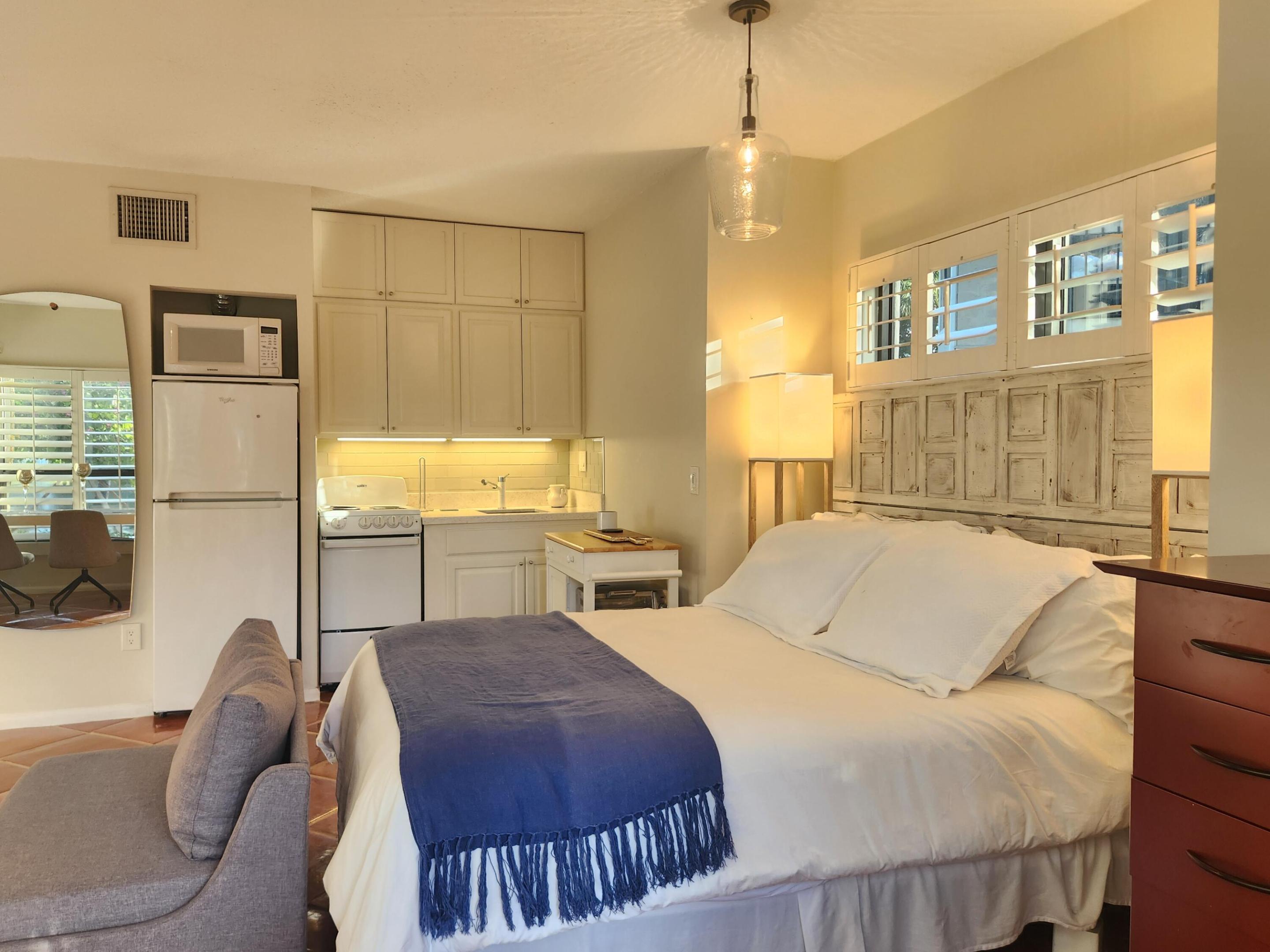 11863 Wimbledon #416, Wellington FL 33414