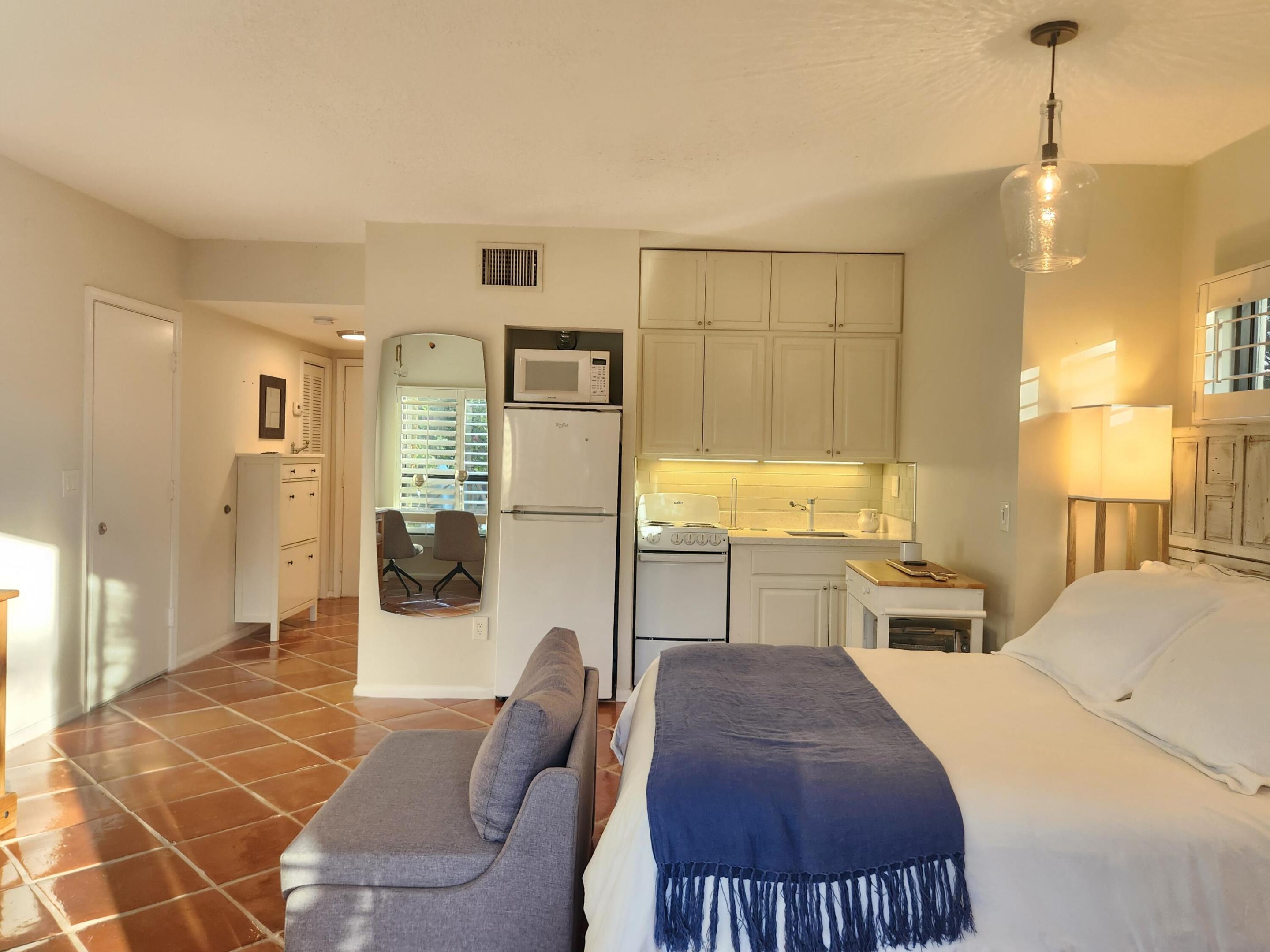 11863 Wimbledon #416, Wellington FL 33414