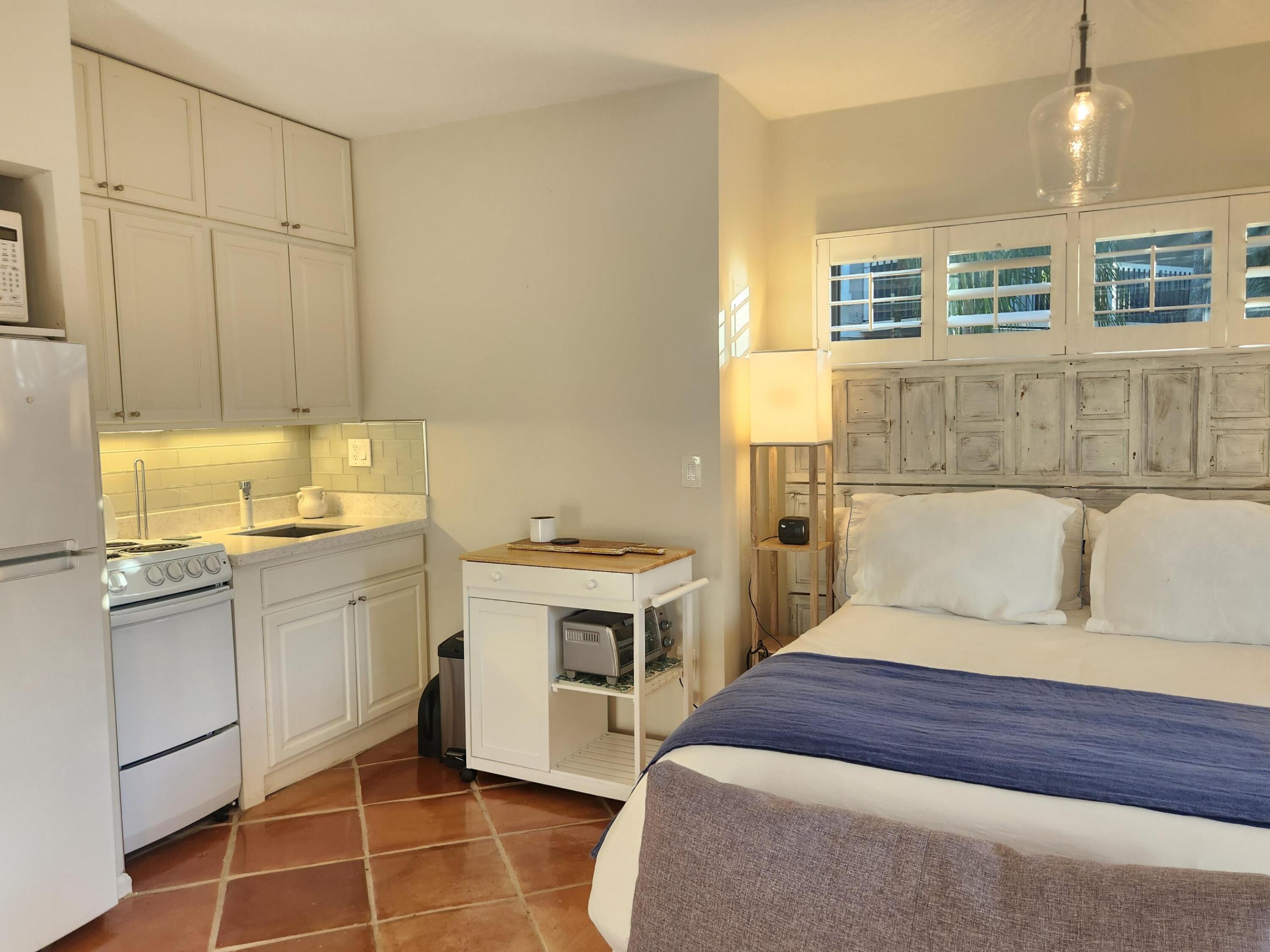 11863 Wimbledon #416, Wellington FL 33414