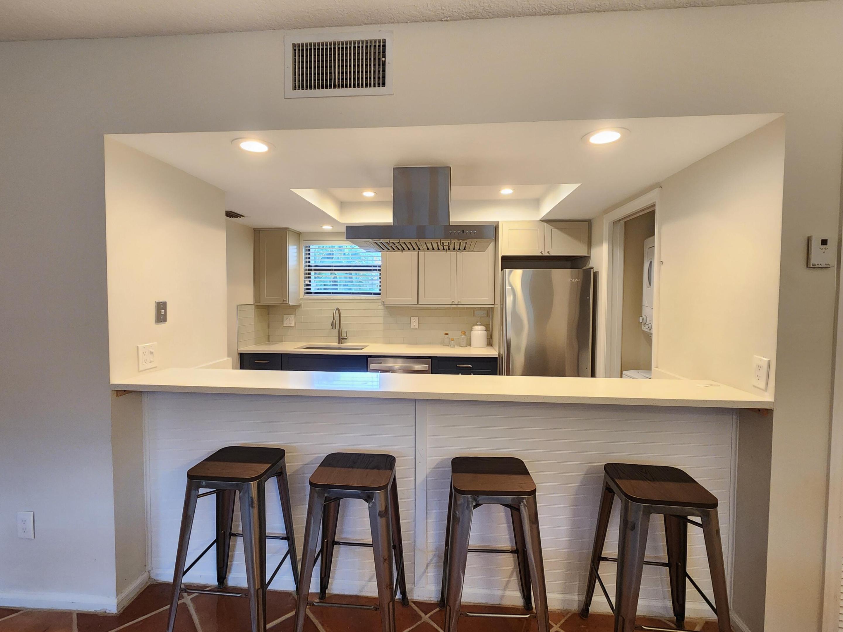 11863 Wimbledon #416, Wellington FL 33414