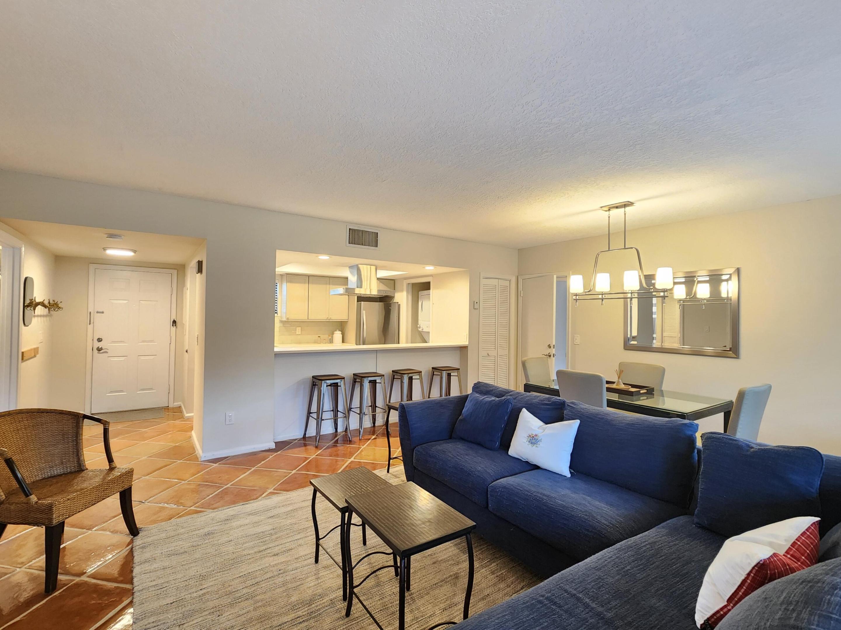 11863 Wimbledon #416, Wellington FL 33414