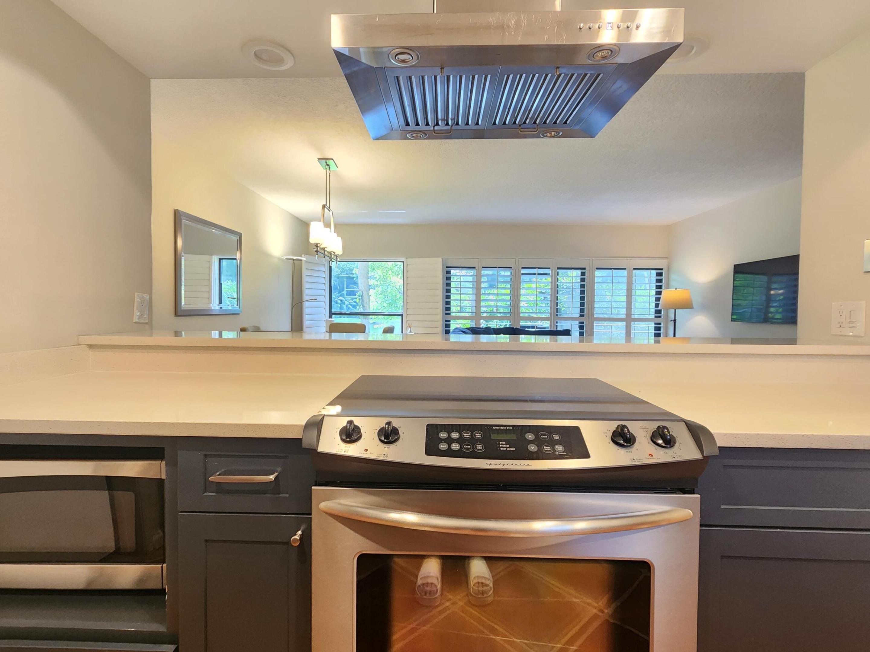 11863 Wimbledon #416, Wellington FL 33414