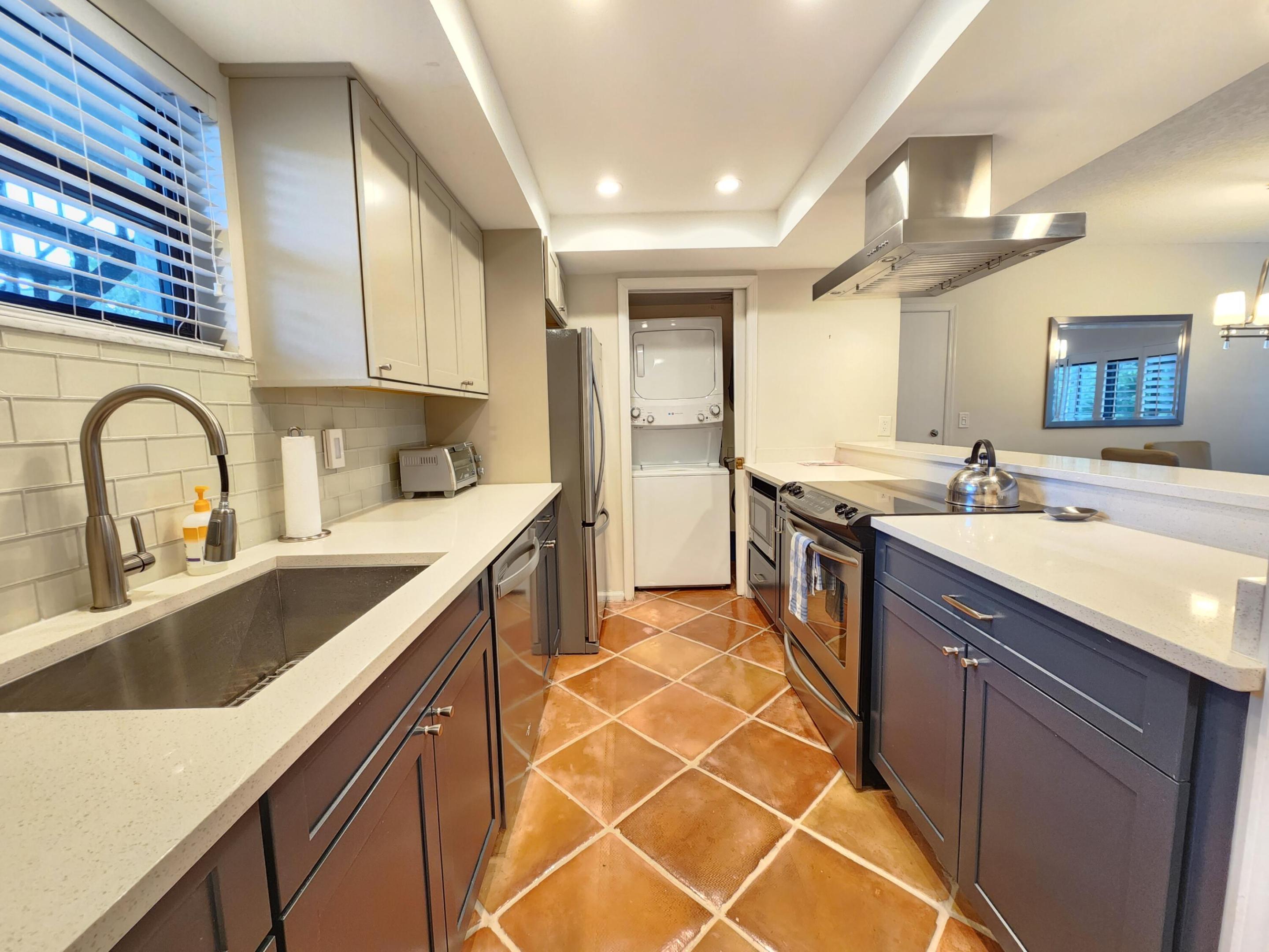 11863 Wimbledon #416, Wellington FL 33414