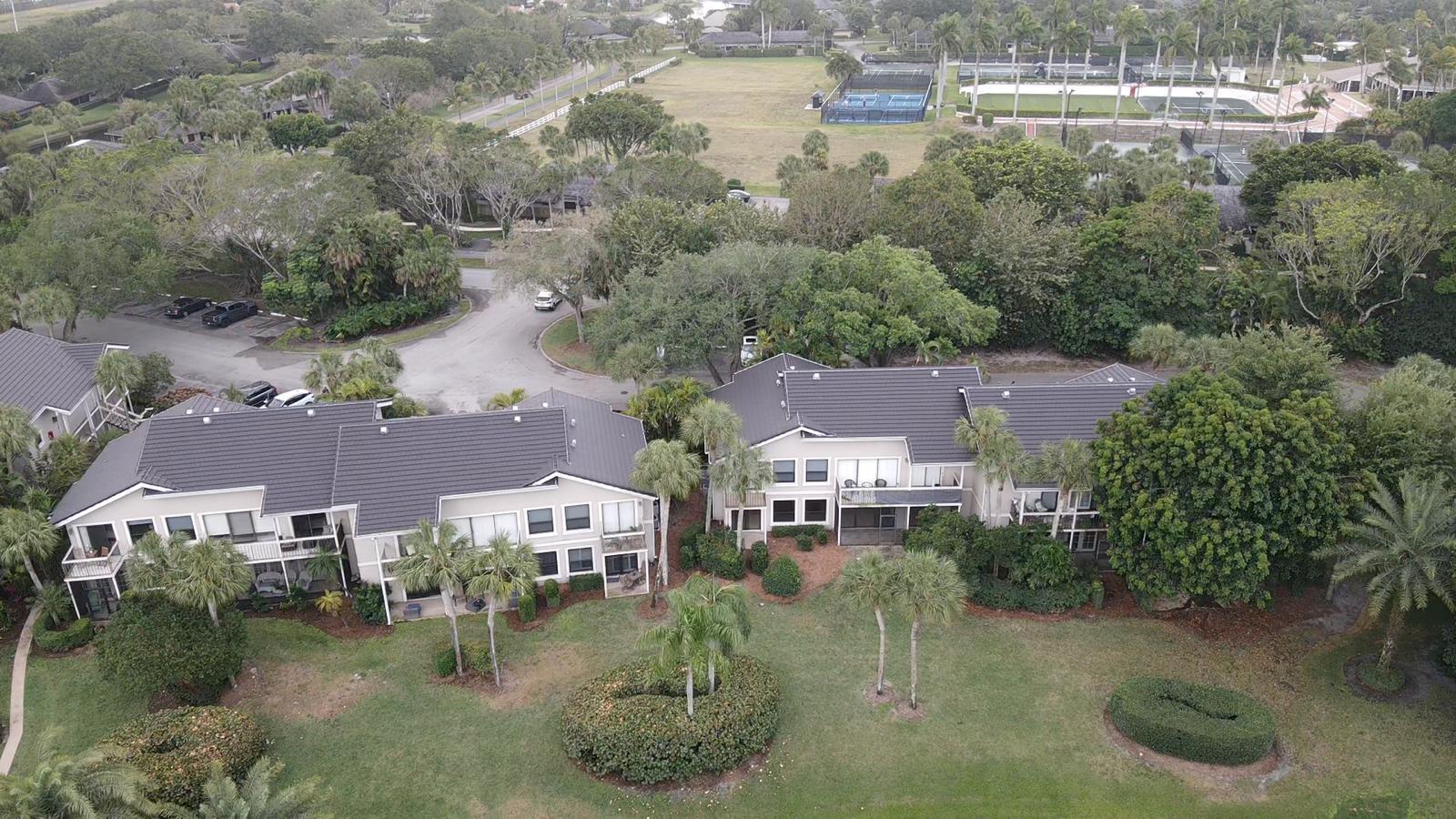 11863 Wimbledon #416, Wellington FL 33414