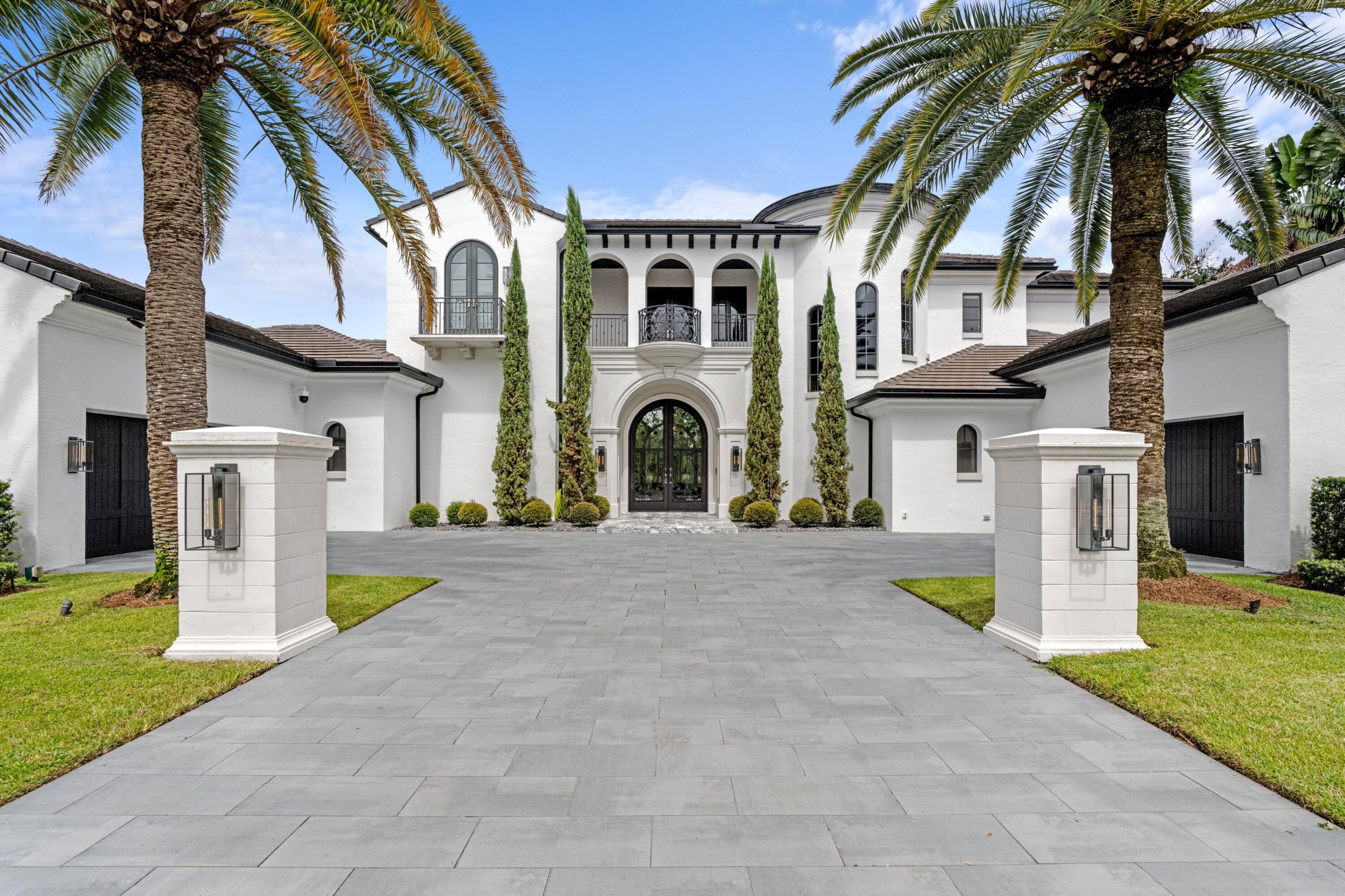 111 Via Palacio, Palm Beach Gardens FL 33418