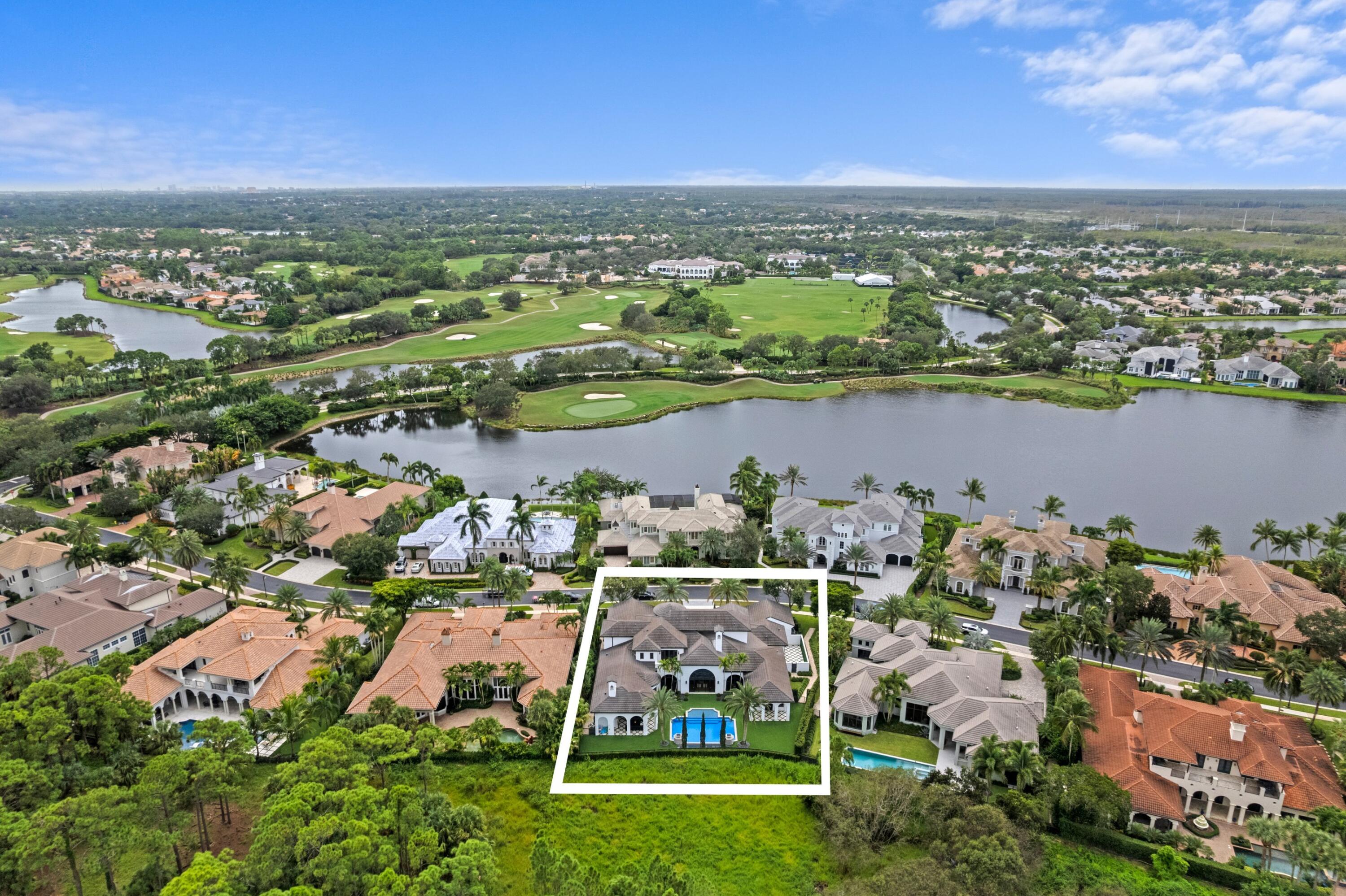 111 Via Palacio, Palm Beach Gardens FL 33418