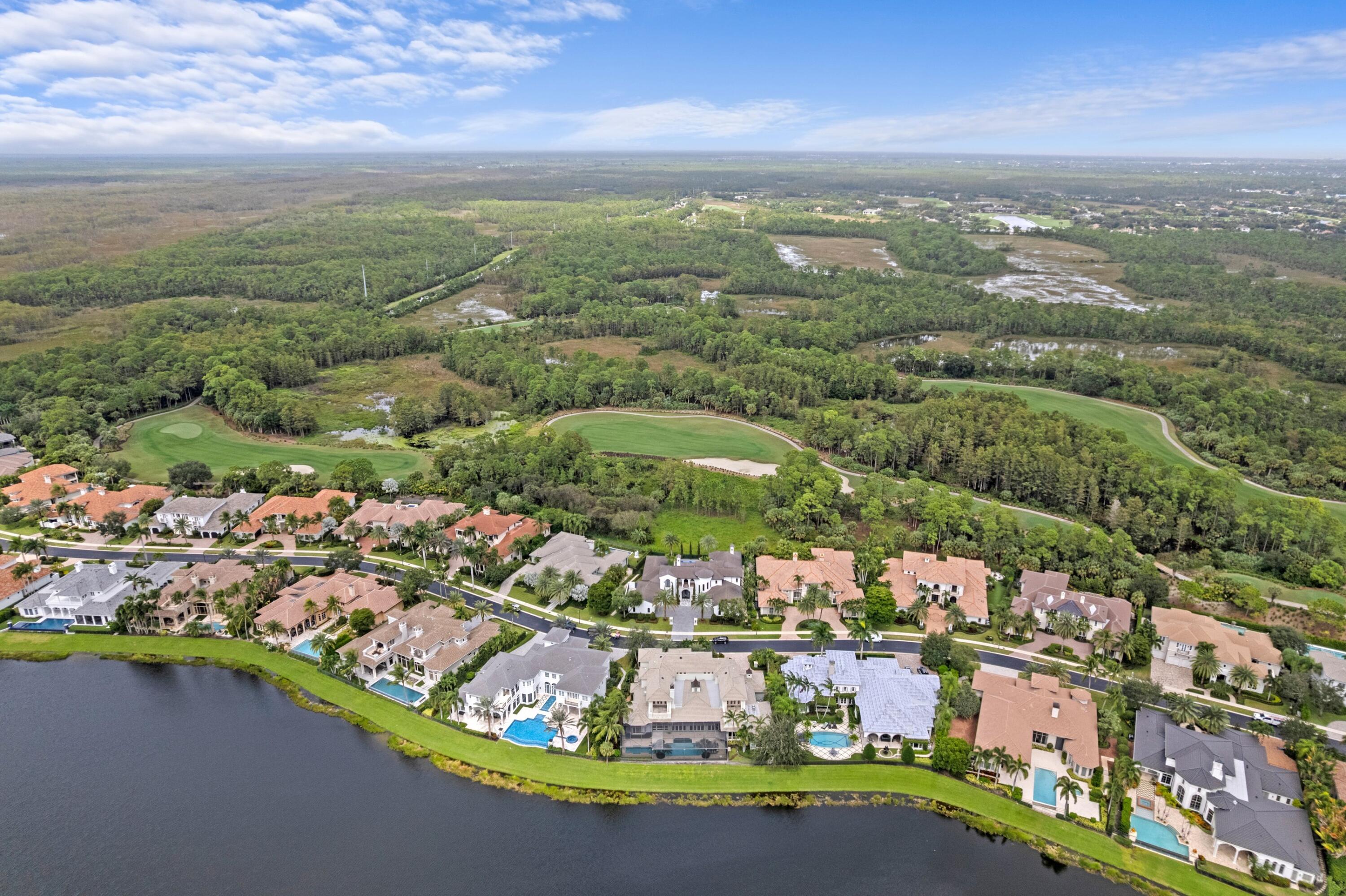 111 Via Palacio, Palm Beach Gardens FL 33418