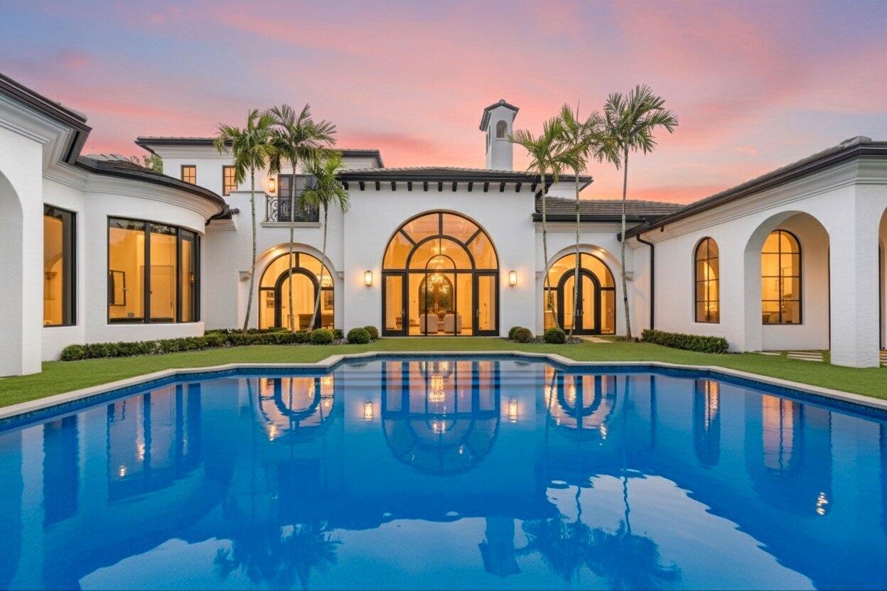 111 Via Palacio, Palm Beach Gardens FL 33418