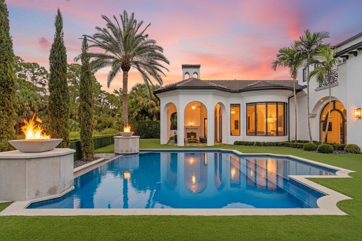111 Via Palacio, Palm Beach Gardens FL 33418