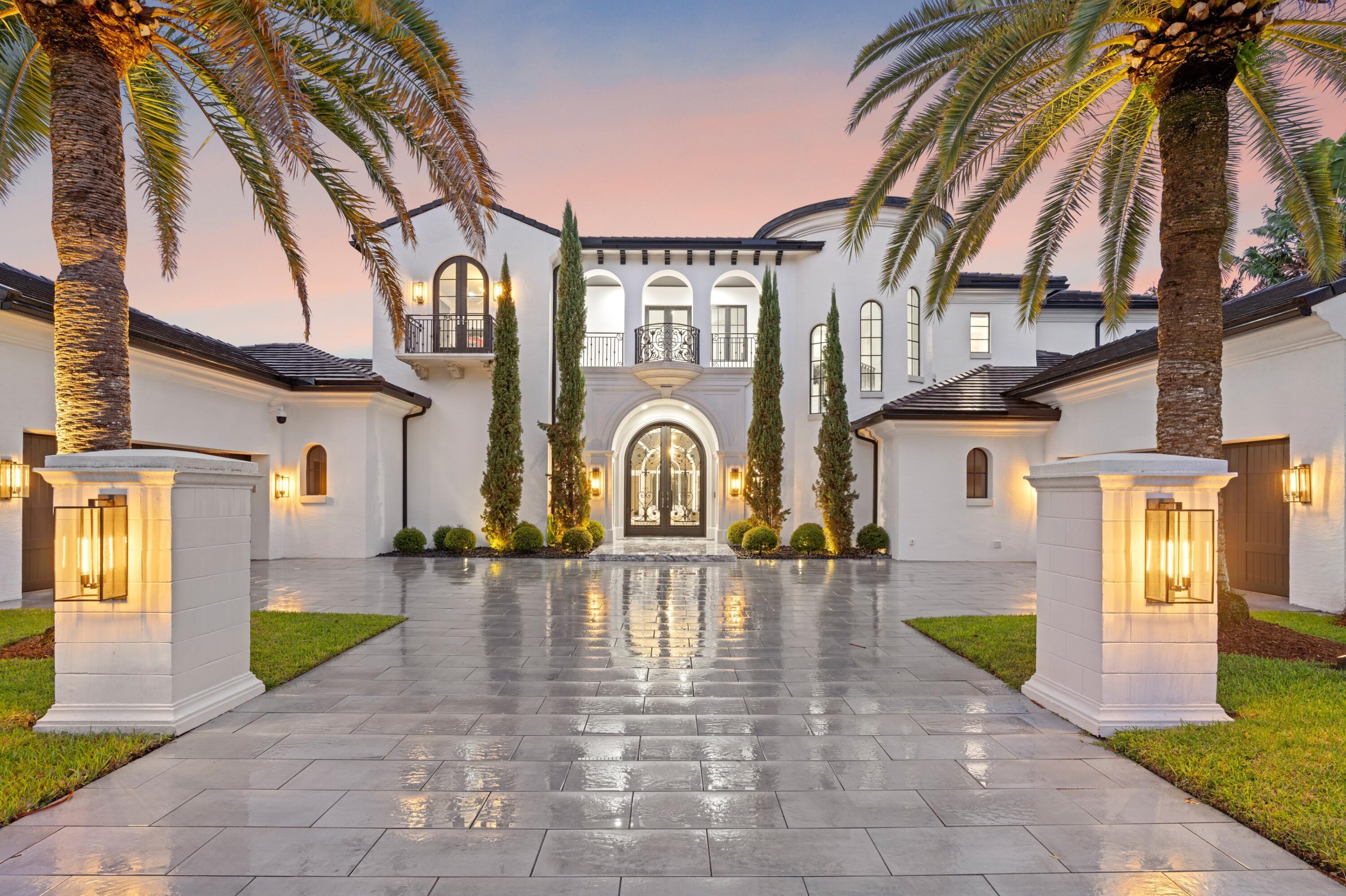 111 Via Palacio, Palm Beach Gardens FL 33418
