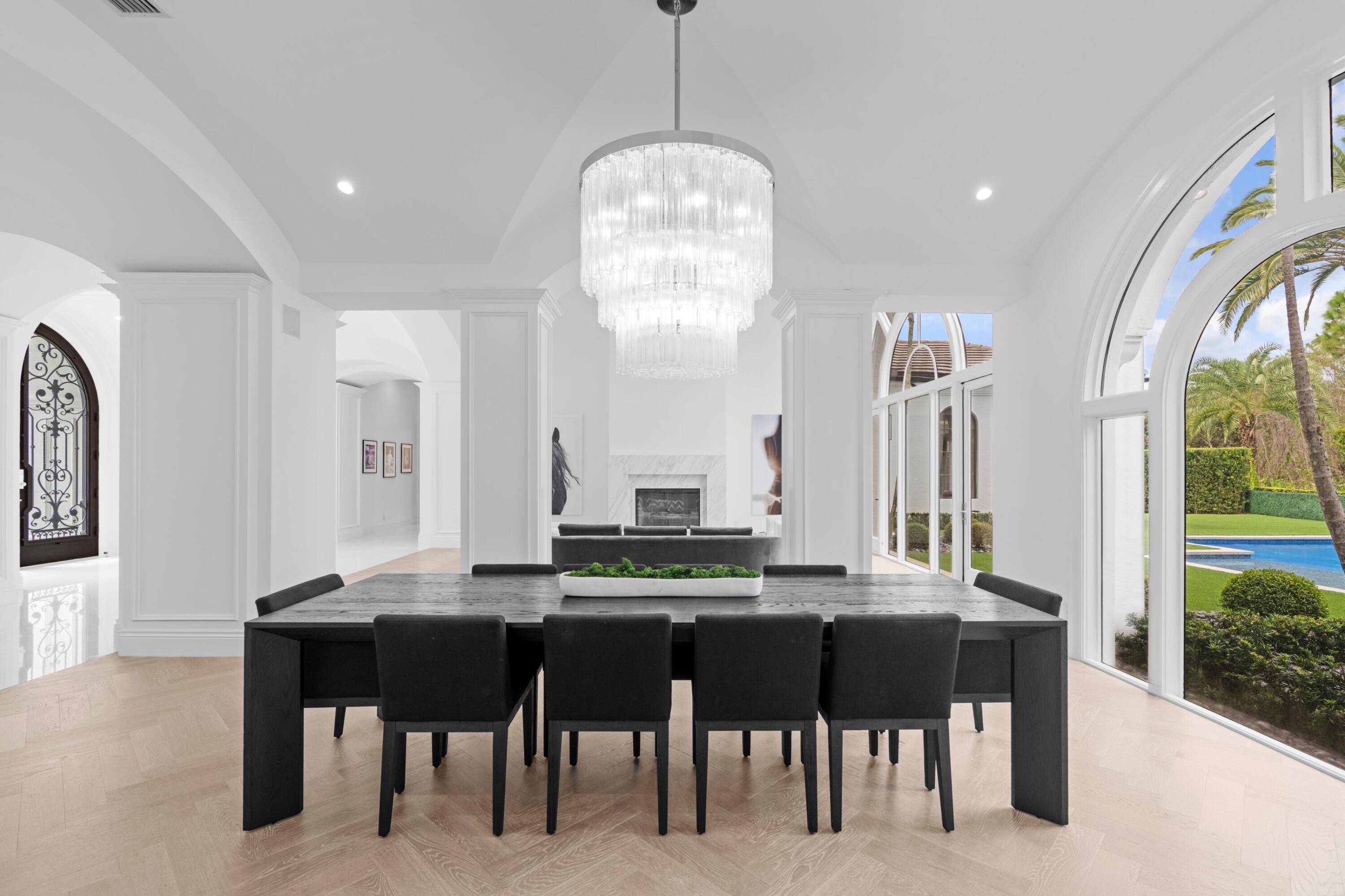 111 Via Palacio, Palm Beach Gardens FL 33418