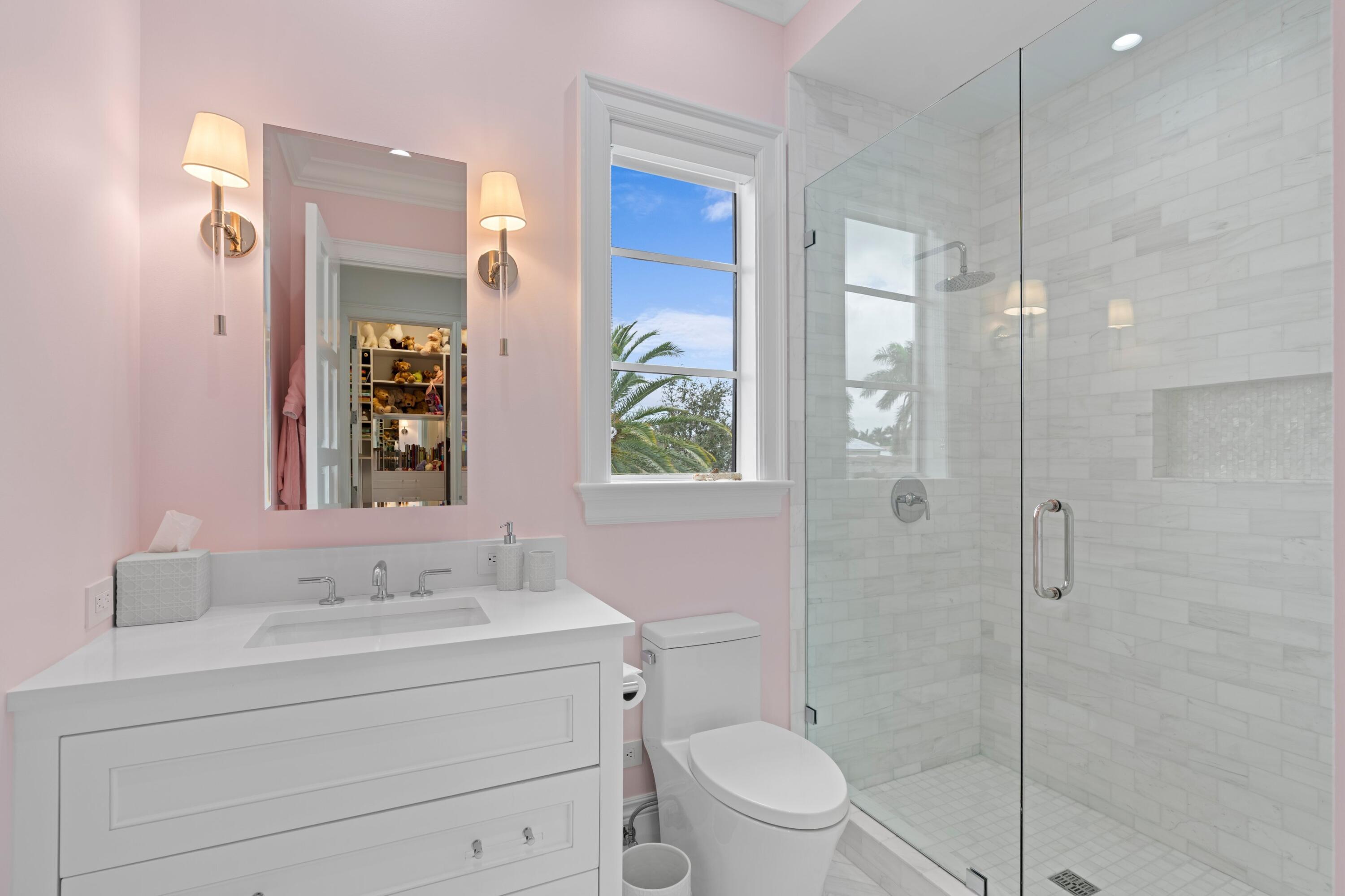 111 Via Palacio, Palm Beach Gardens FL 33418