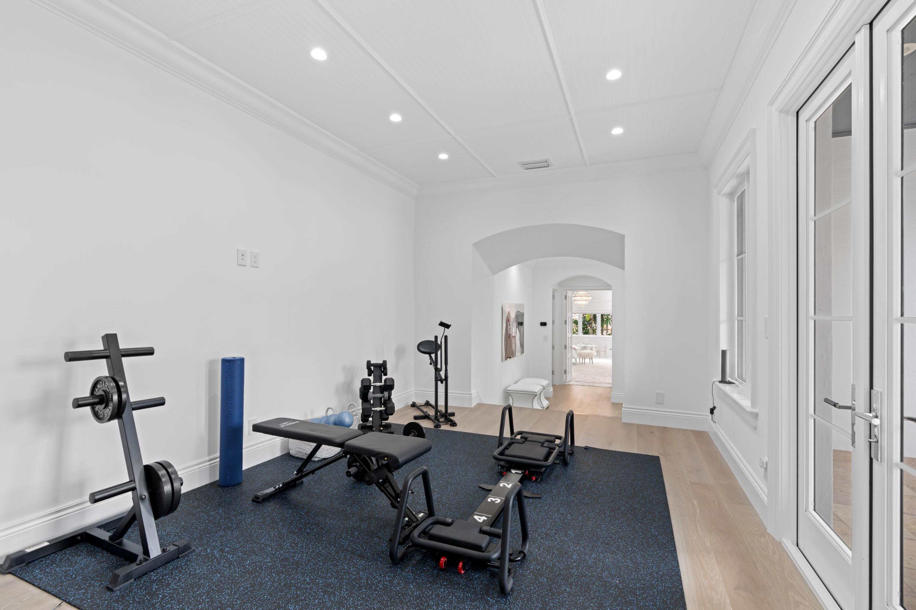111 Via Palacio, Palm Beach Gardens FL 33418