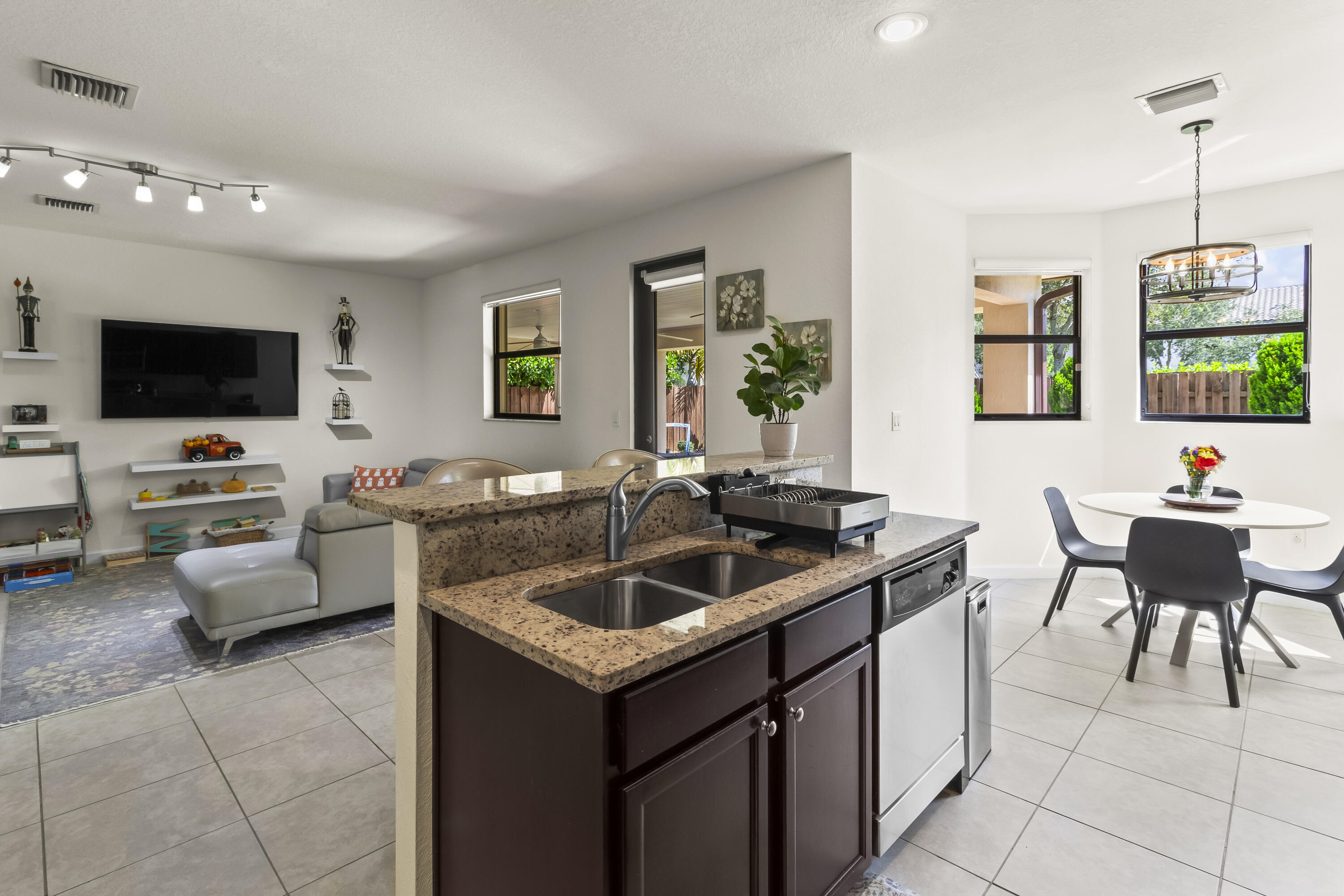 11823 SW 151st, Miami FL 33196