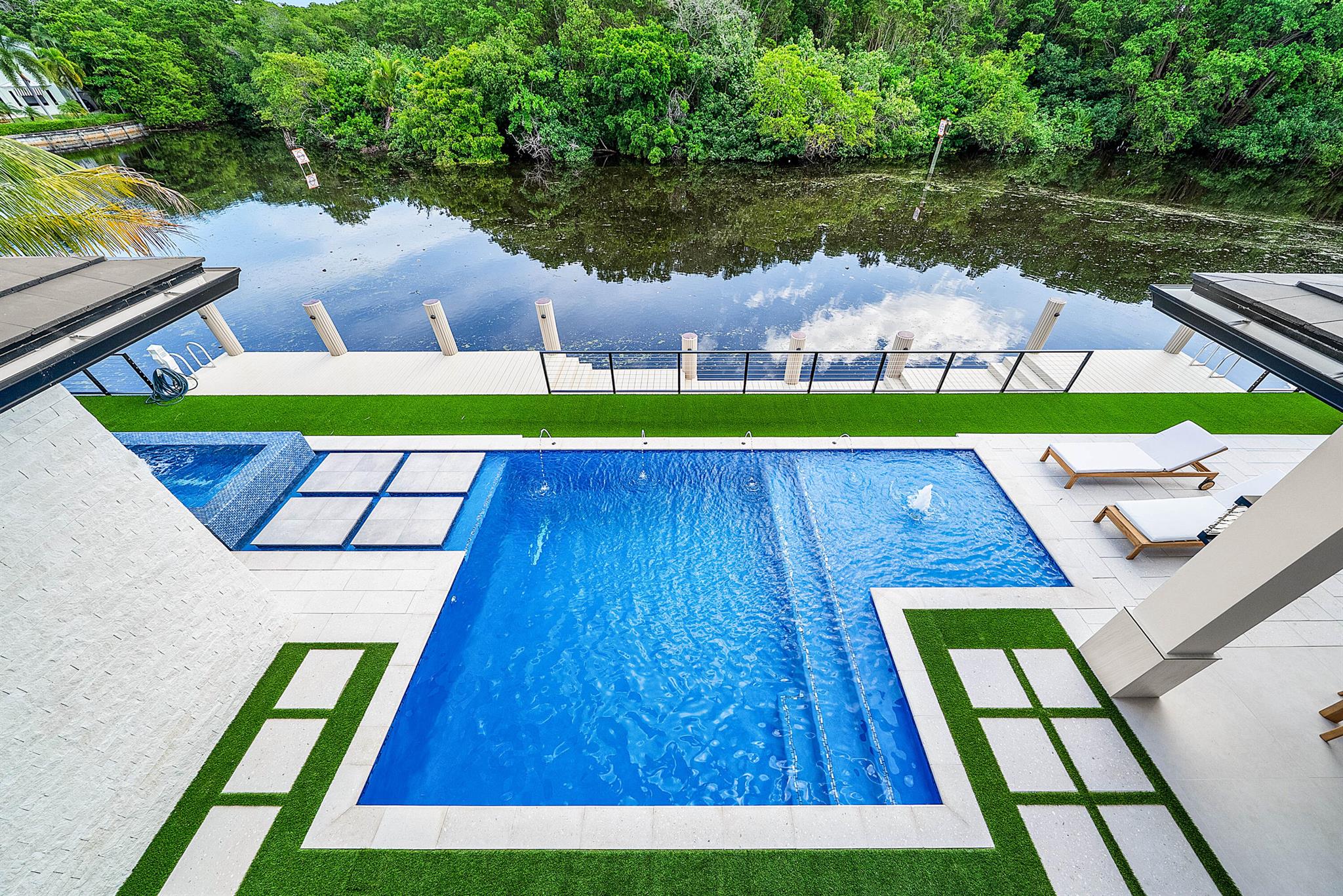 1560 SW 6th Avenue, Boca Raton FL 33486