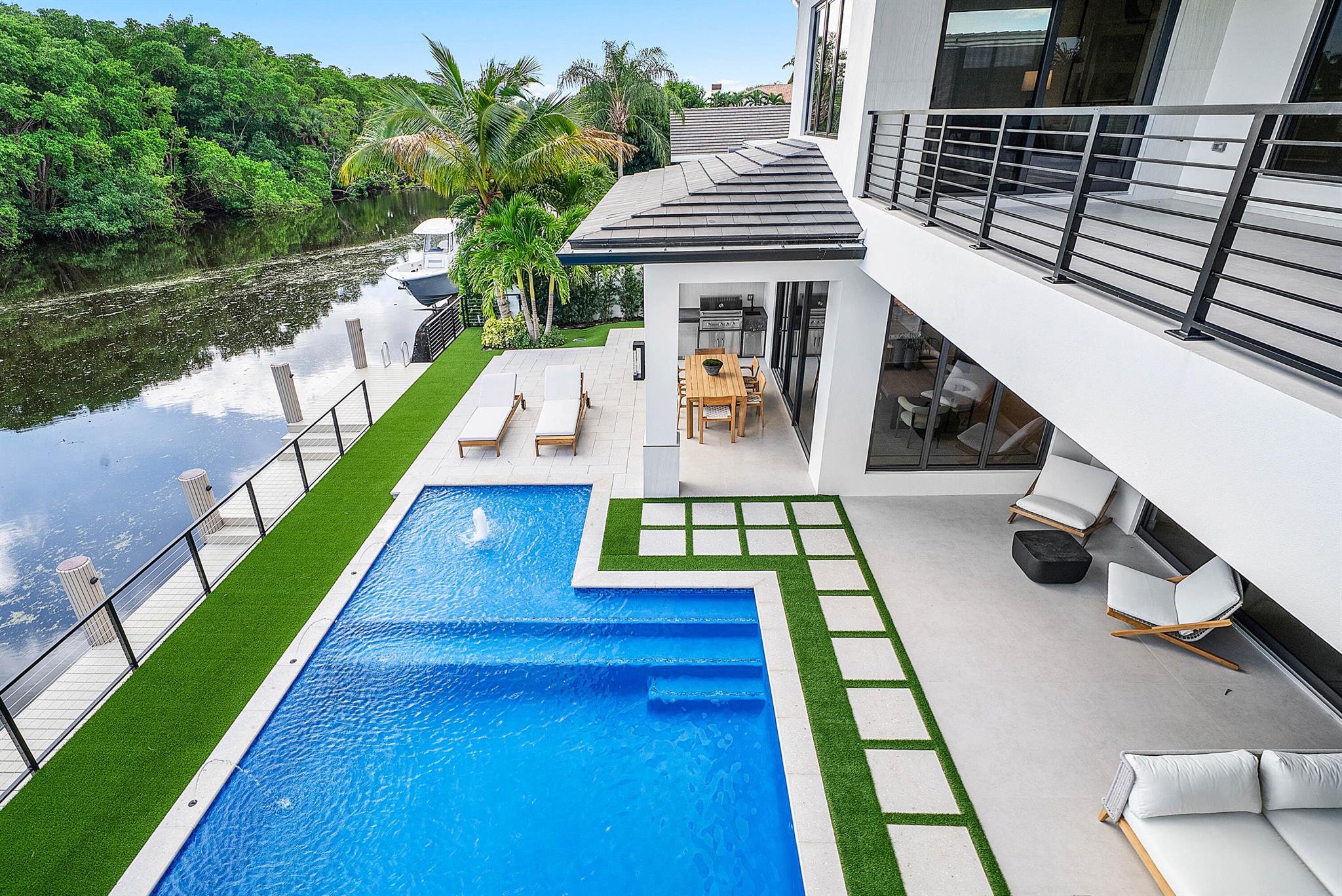 1560 SW 6th Avenue, Boca Raton FL 33486