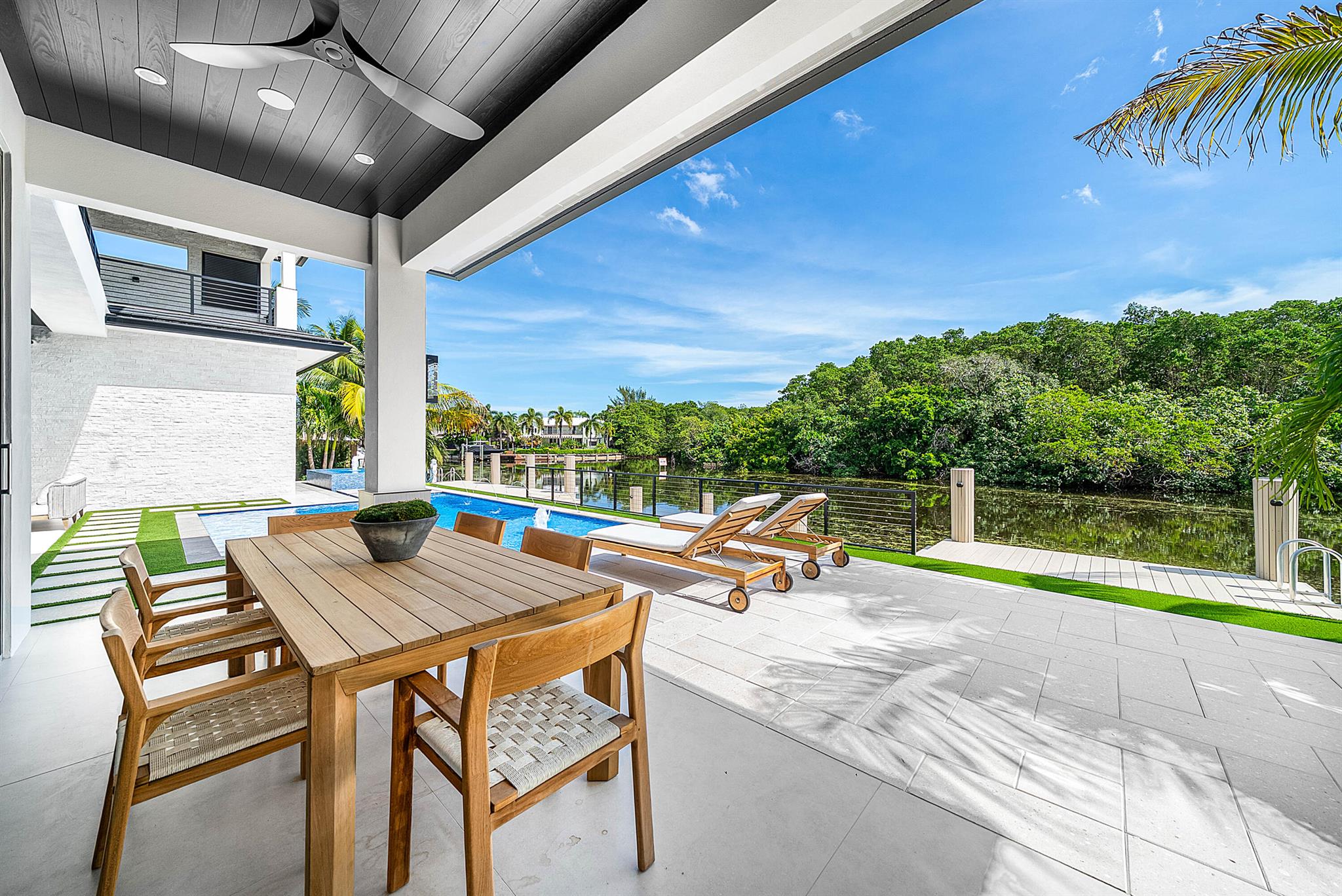 1560 SW 6th Avenue, Boca Raton FL 33486