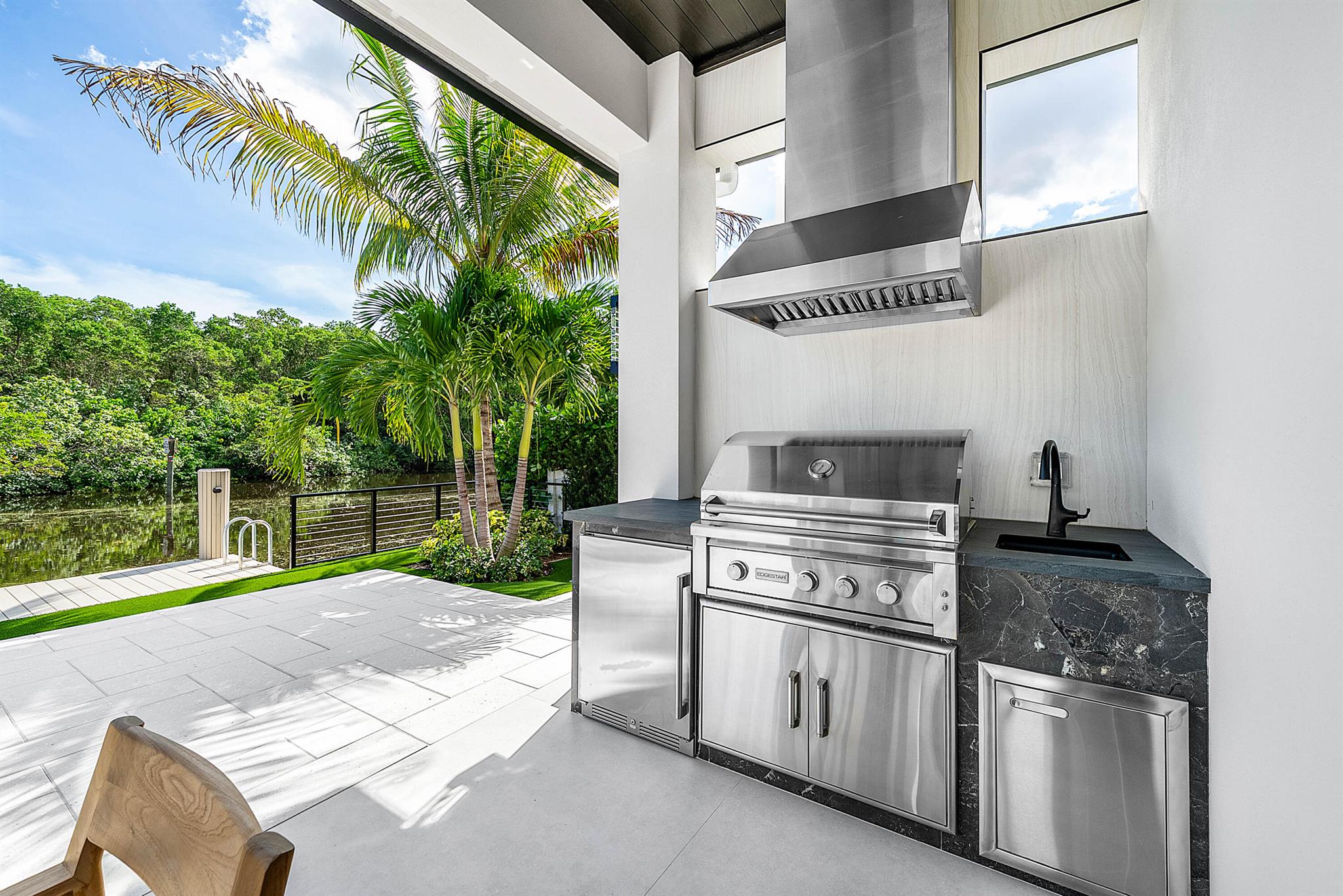 1560 SW 6th Avenue, Boca Raton FL 33486