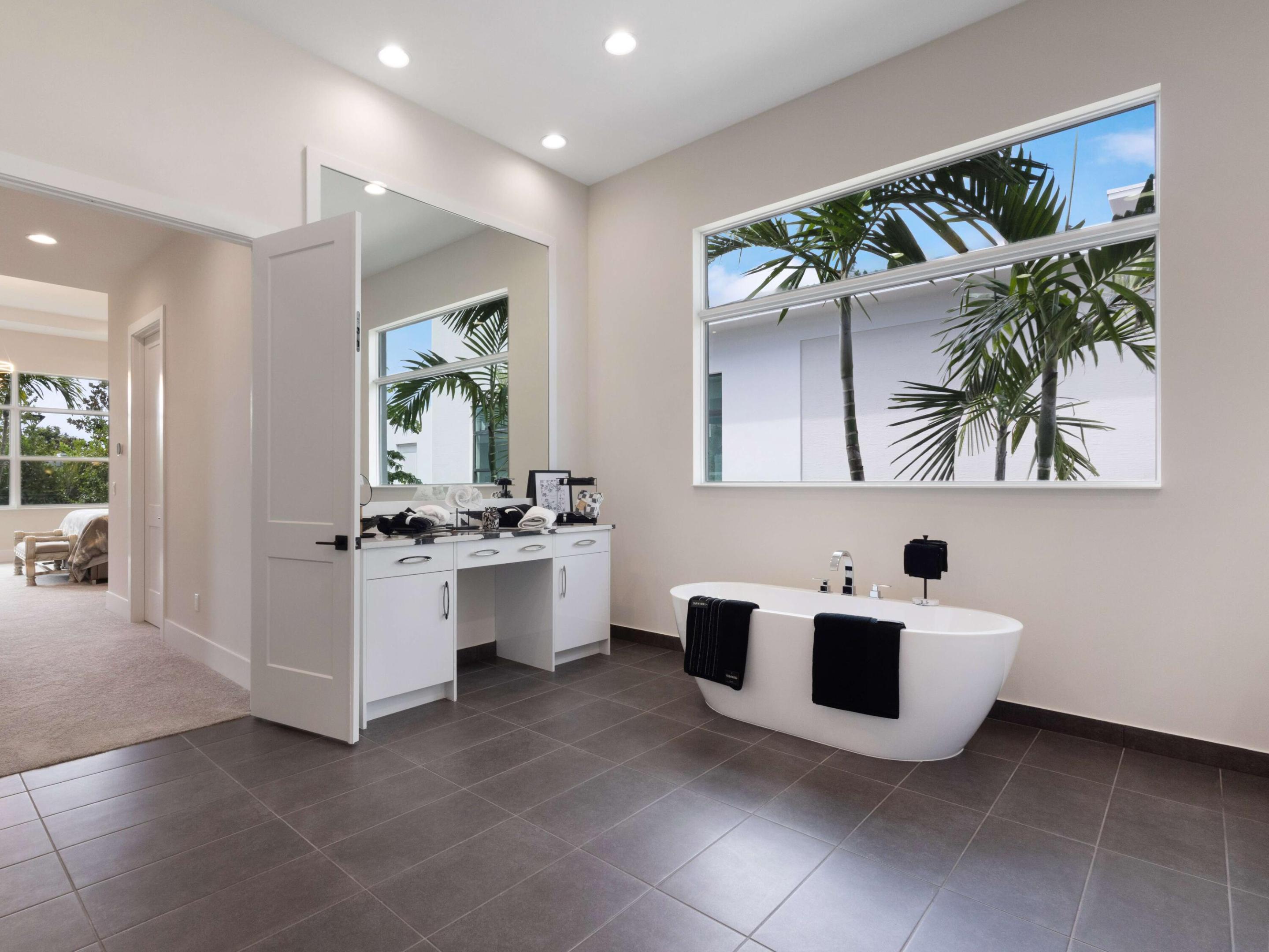 9124 Coral Isles, Palm Beach Gardens FL 33412