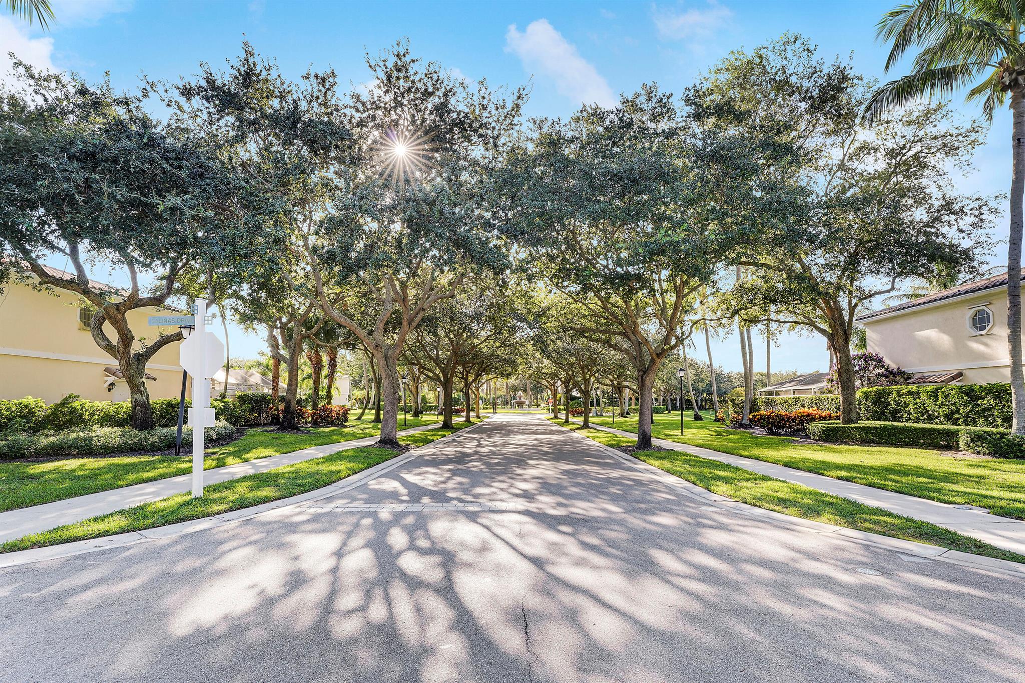 454 Capistrano Drive, Palm Beach Gardens FL 33410