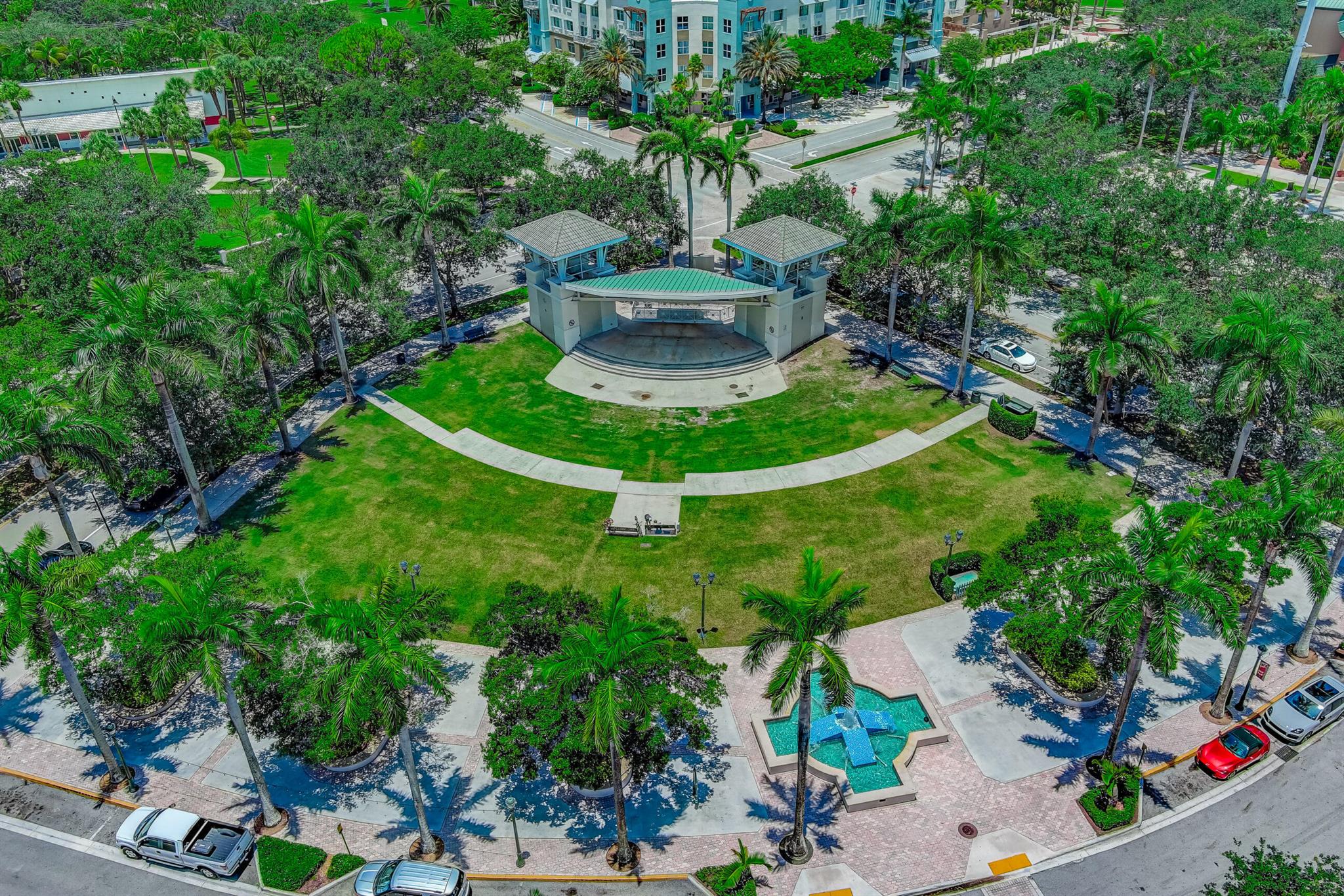 170 Wentworth Court, Jupiter FL 33458