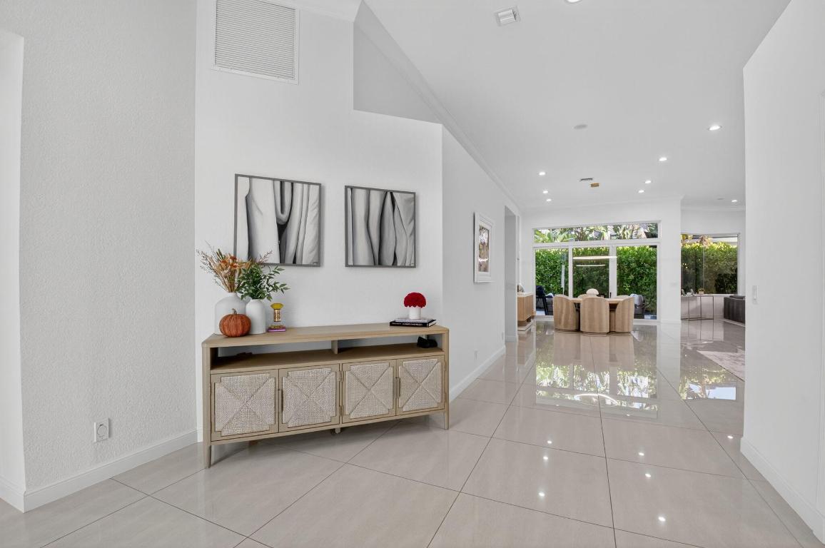 6270 NW 43rd, Boca Raton FL 33496