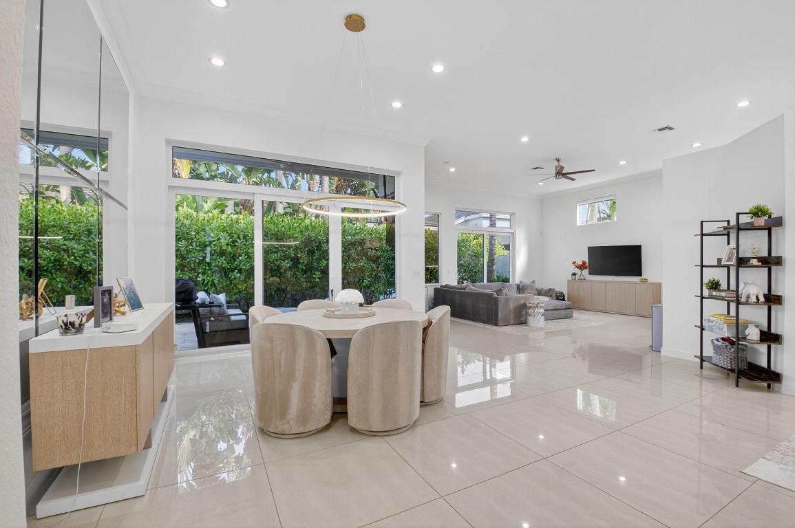 6270 NW 43rd, Boca Raton FL 33496