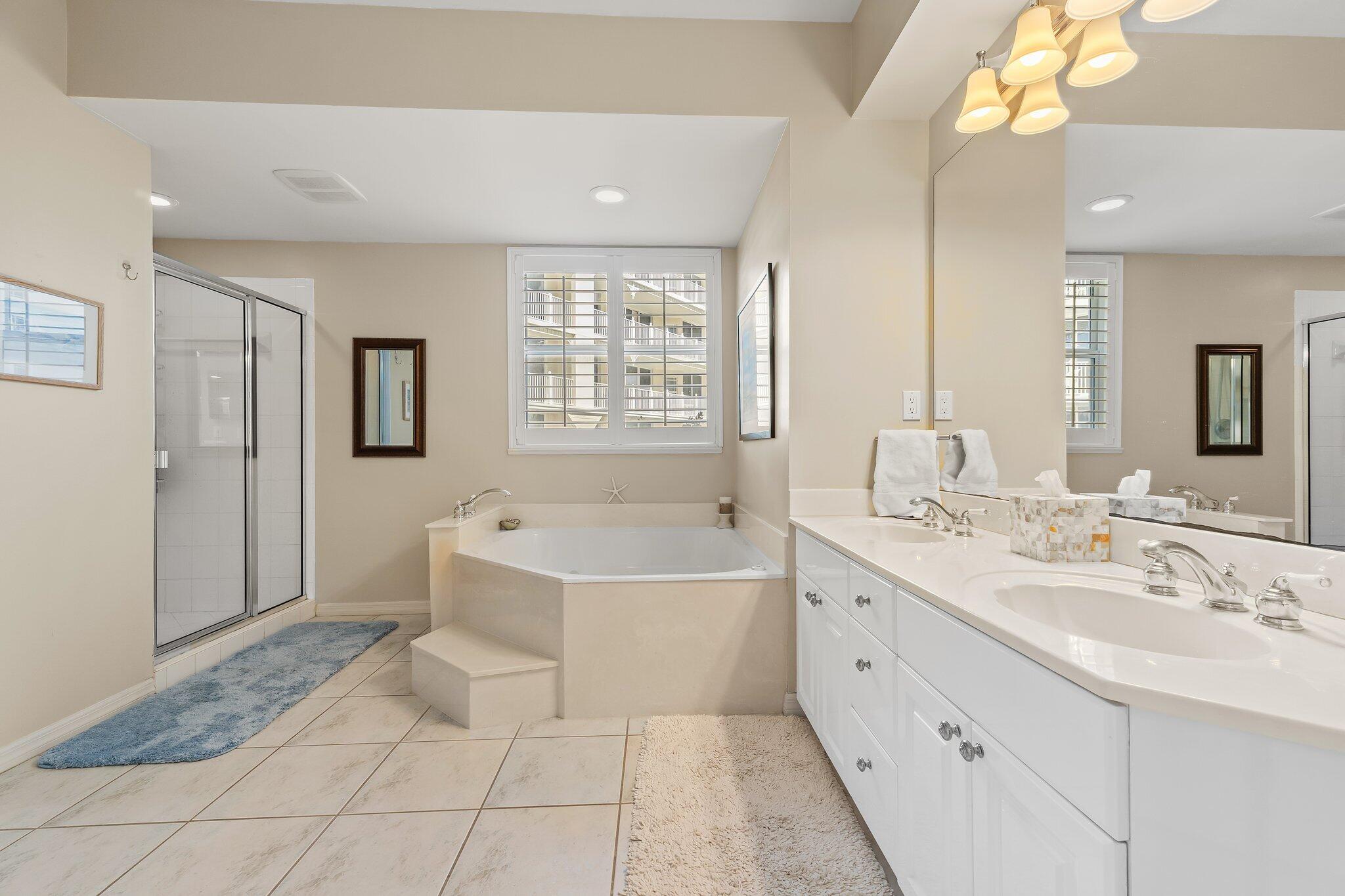 1660 S Highway A1a #122, Jupiter FL 33477