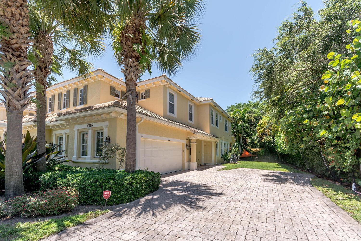 4655 Cadiz Circle, Palm Beach Gardens FL 33418