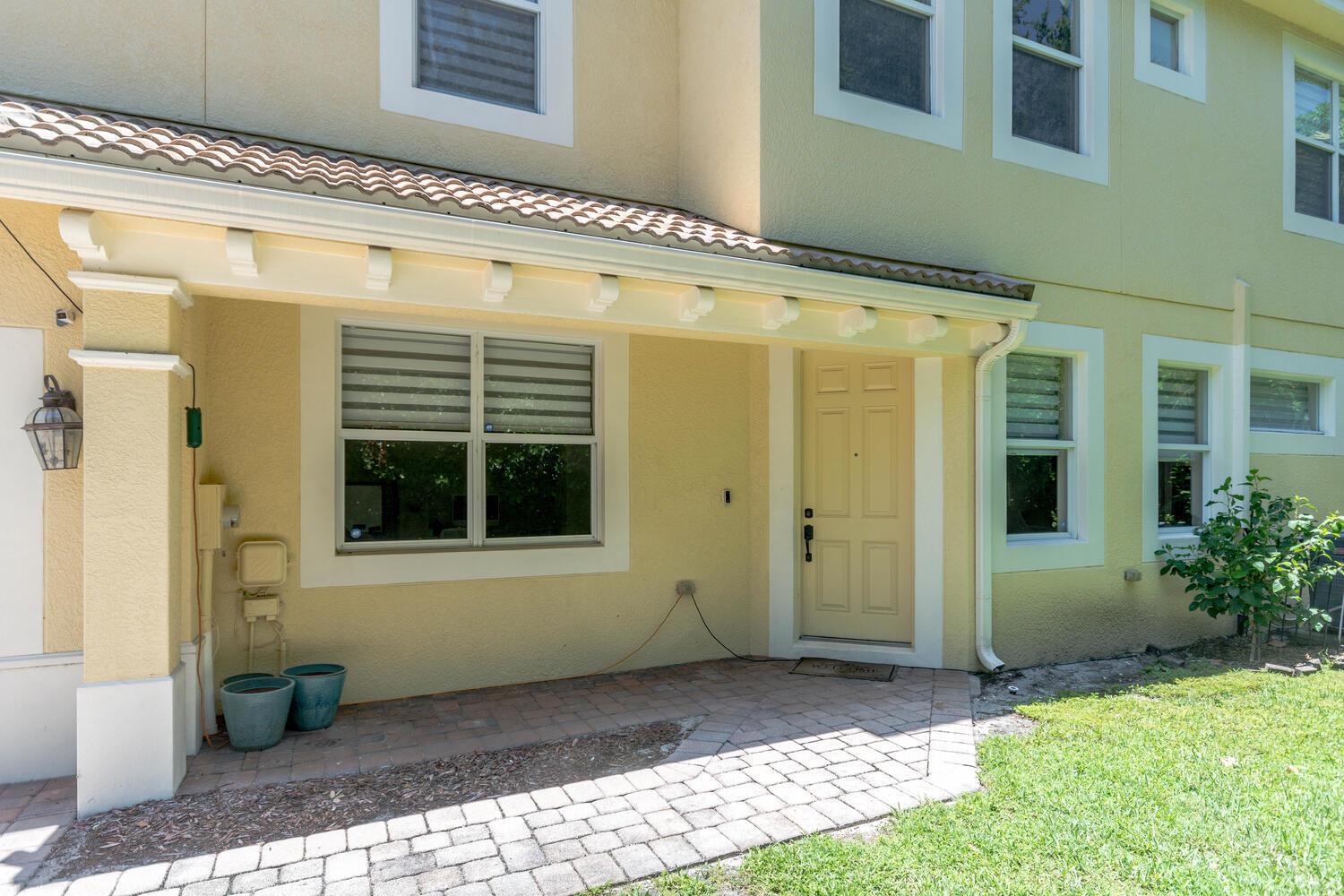 4655 Cadiz Circle, Palm Beach Gardens FL 33418