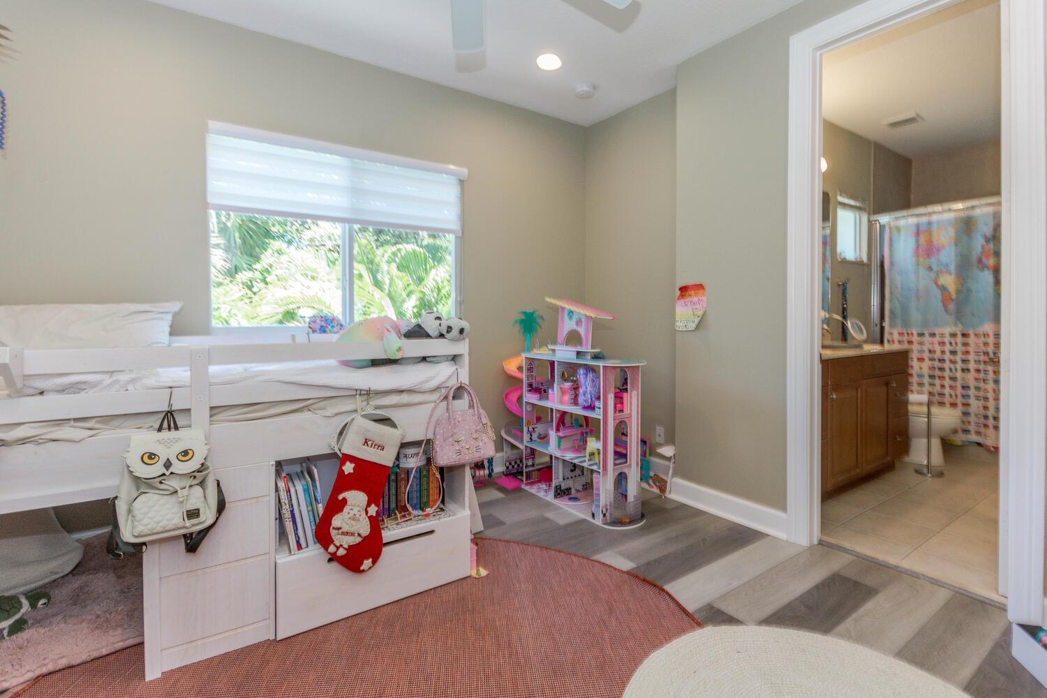 4655 Cadiz Circle, Palm Beach Gardens FL 33418